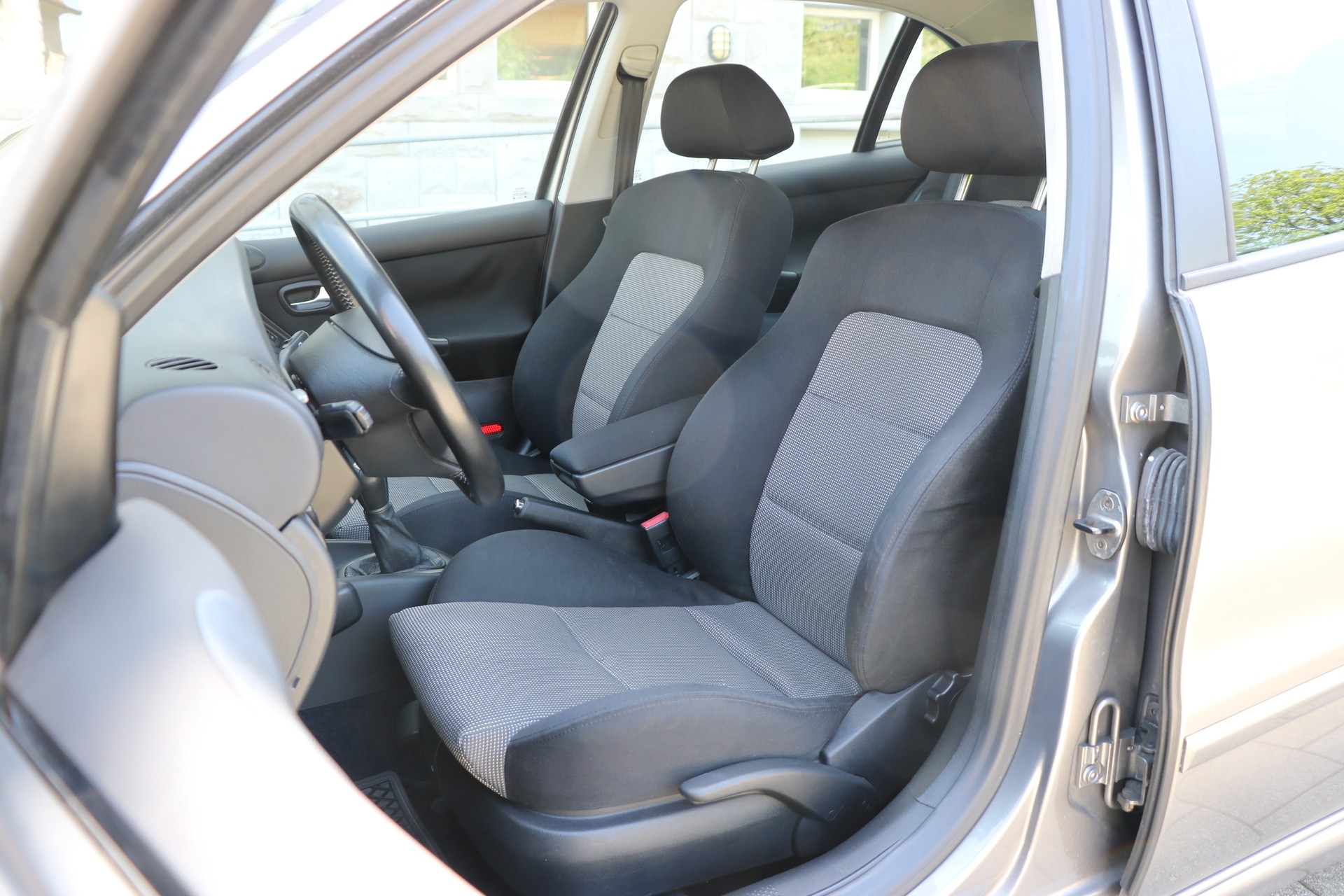 SEAT Leon 1.9 TDI Formula Racing-image-9