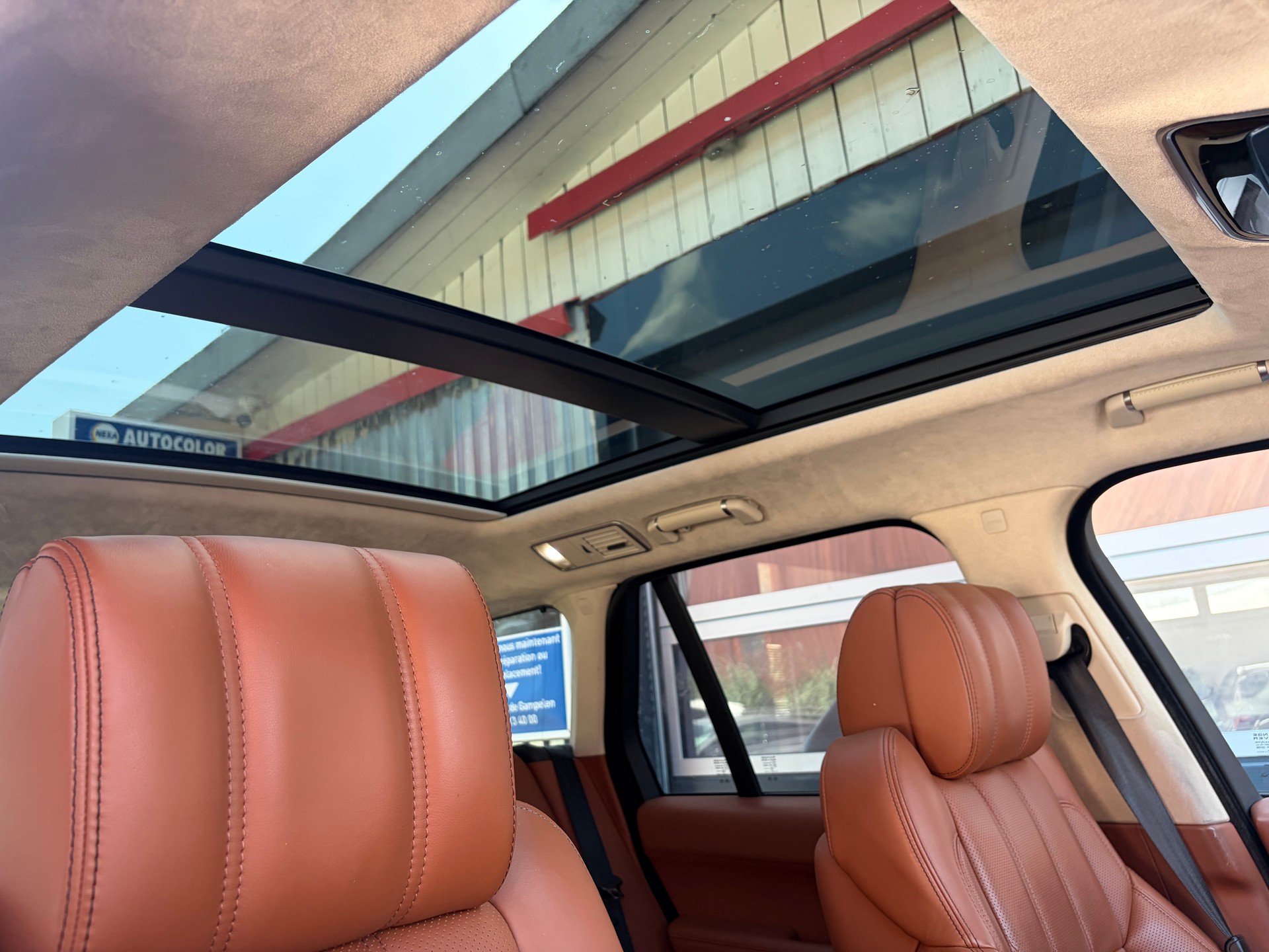 LAND ROVER Range Rover 4.4 SDV8 Autobiography Automatic-image-10