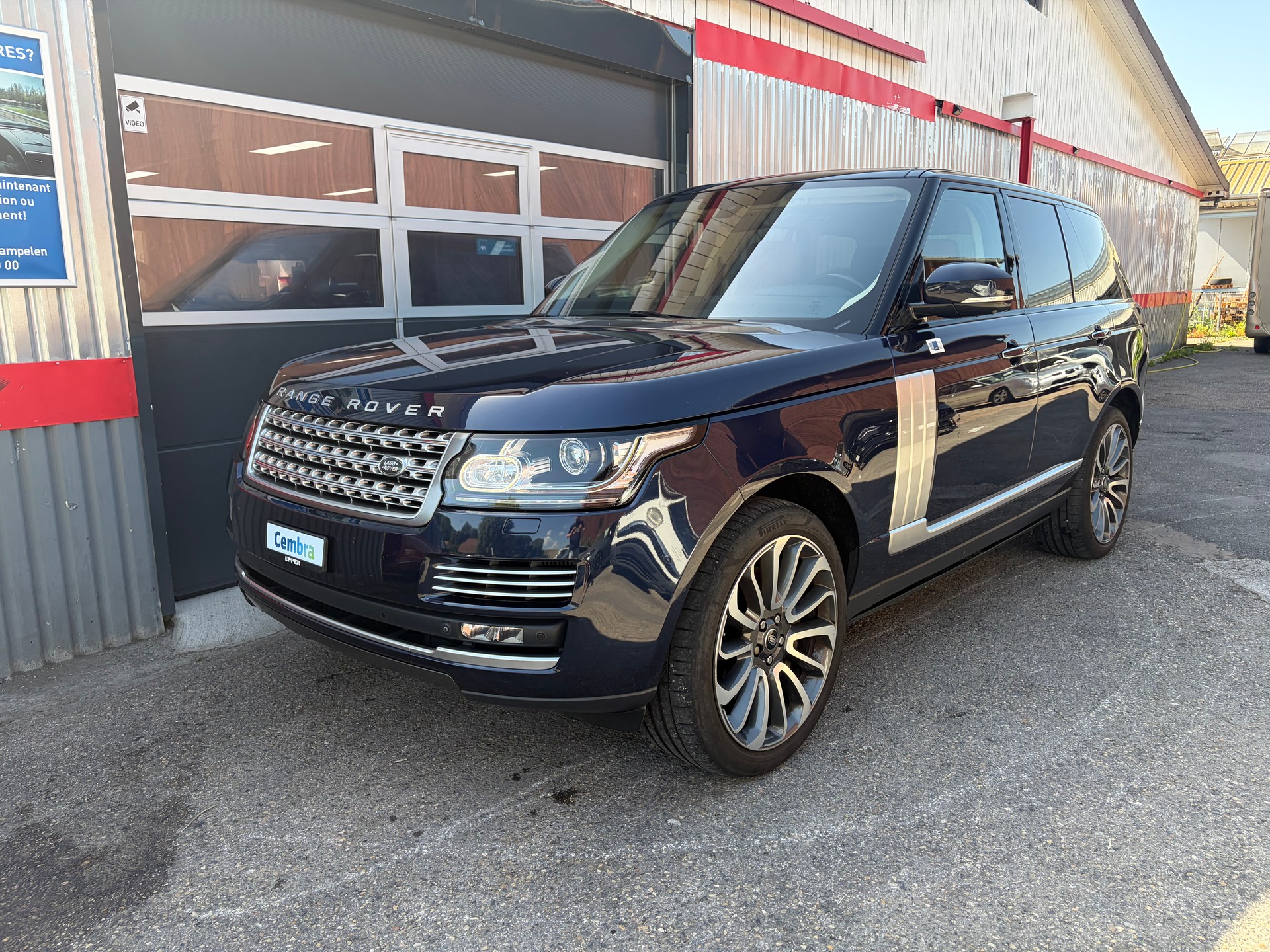 LAND ROVER Range Rover 4.4 SDV8 Autobiography Automatic