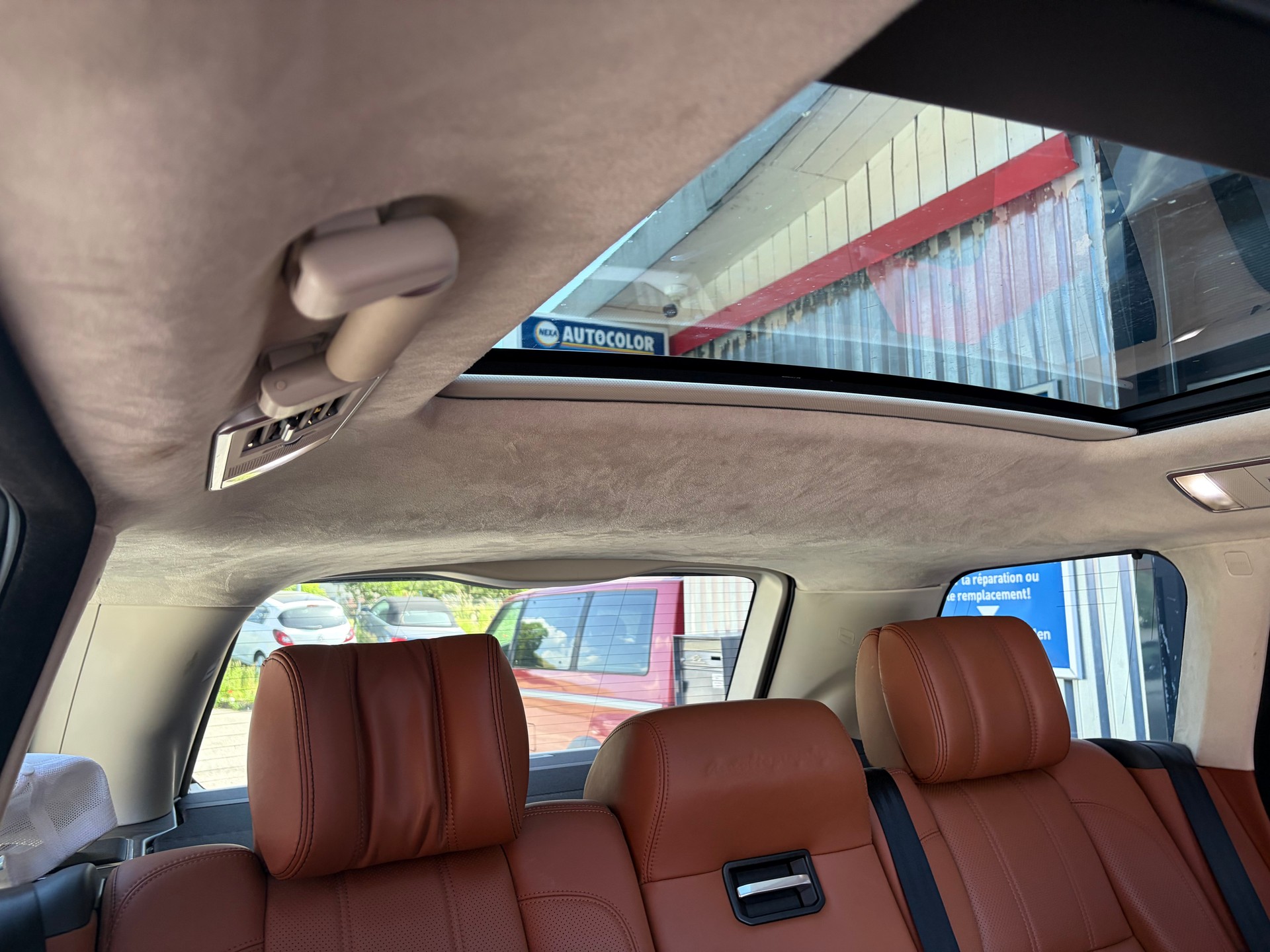 LAND ROVER Range Rover 4.4 SDV8 Autobiography Automatic-image-11