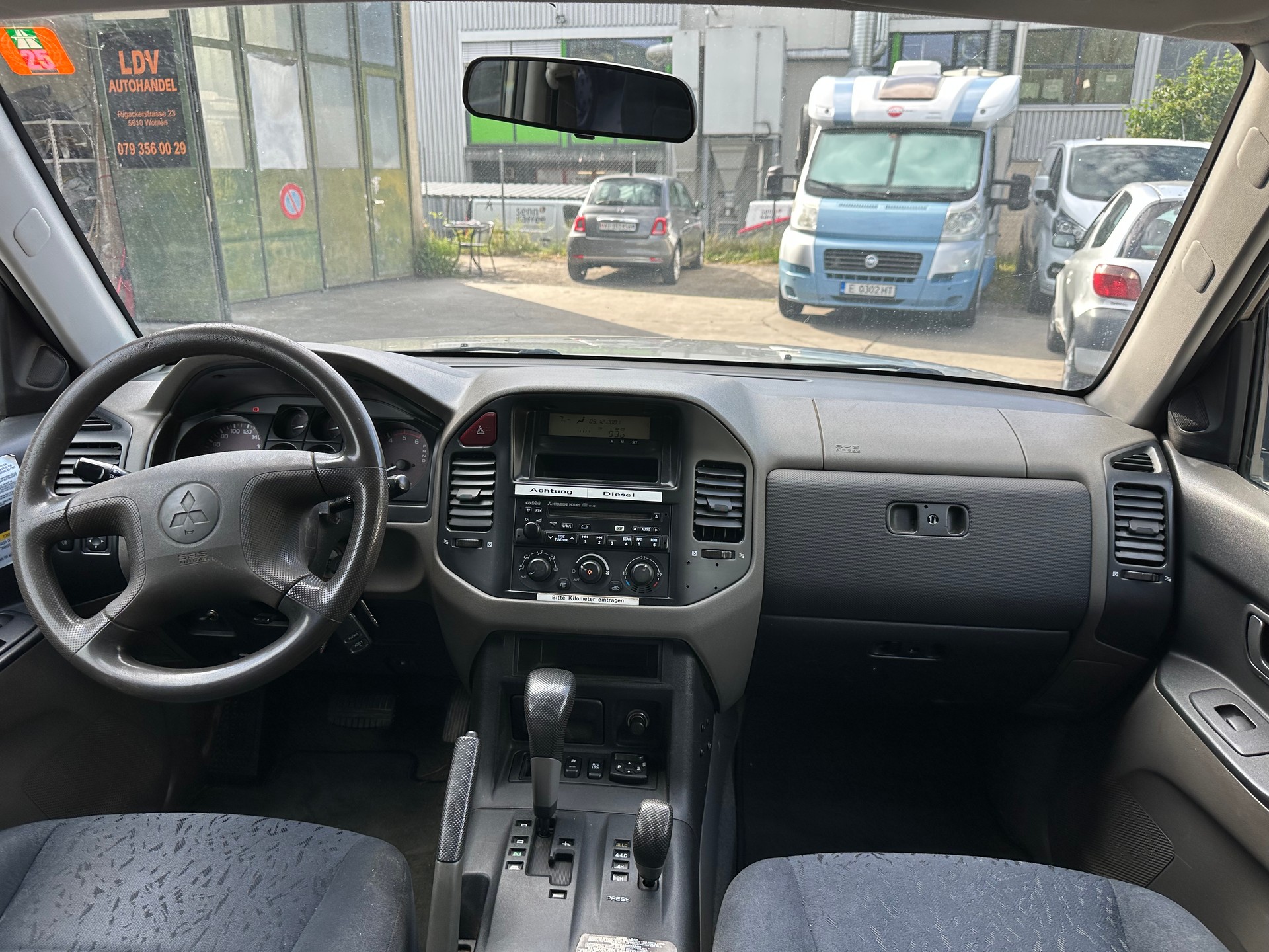 MITSUBISHI Pajero 3.2 DI-D Avance-image-12