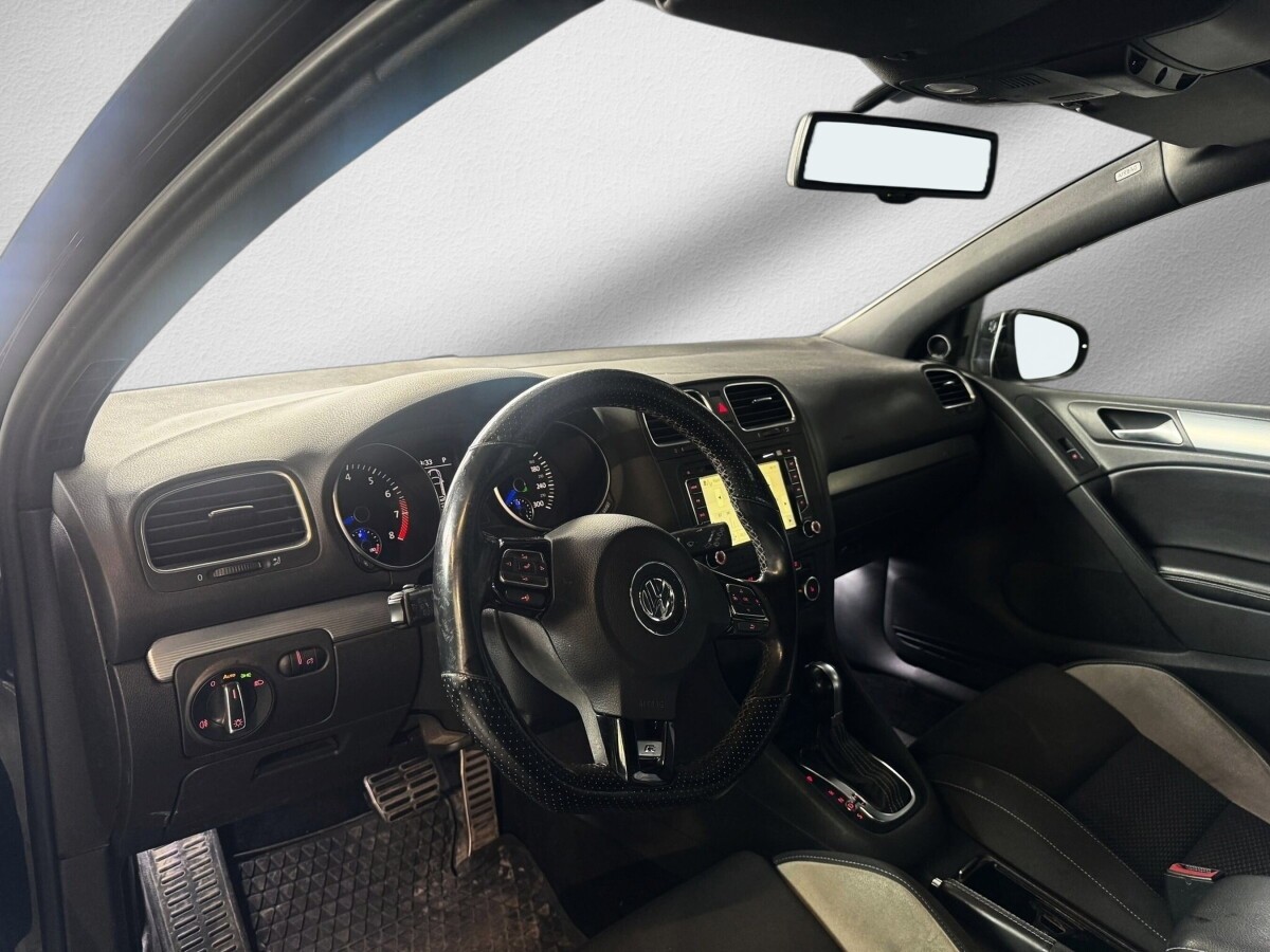 VW Golf 2.0 TSI R 4Motion DSG-image-5