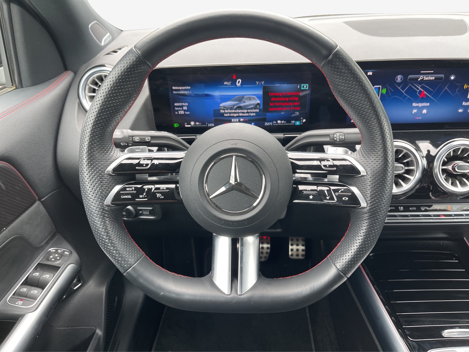 MERCEDES-BENZ GLA 250 e 8G-DCT-image-10