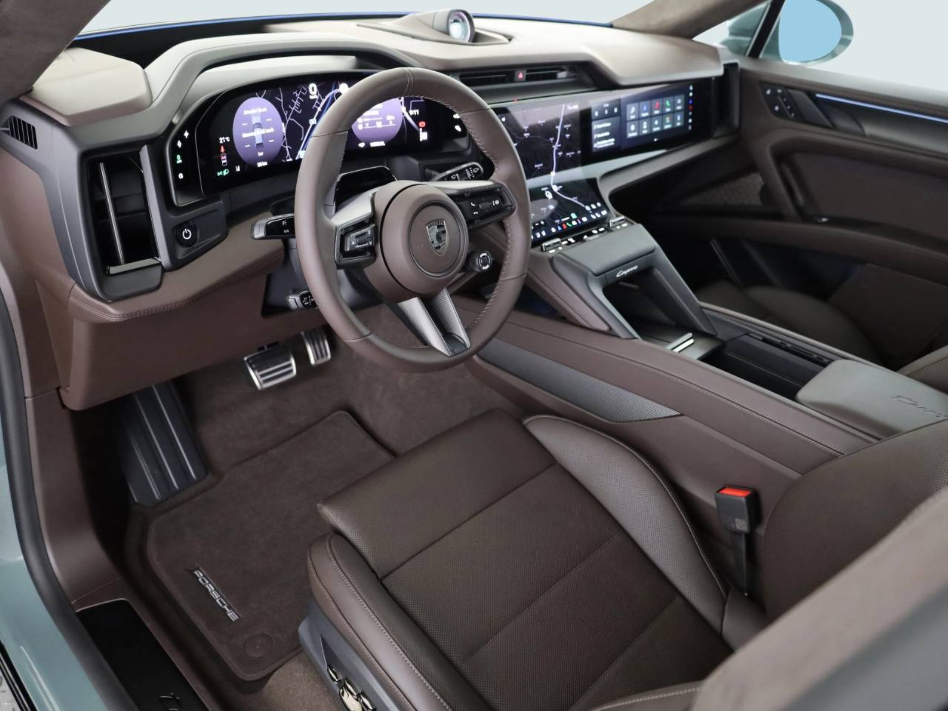 PORSCHE Cayenne Turbo Electric-image-3