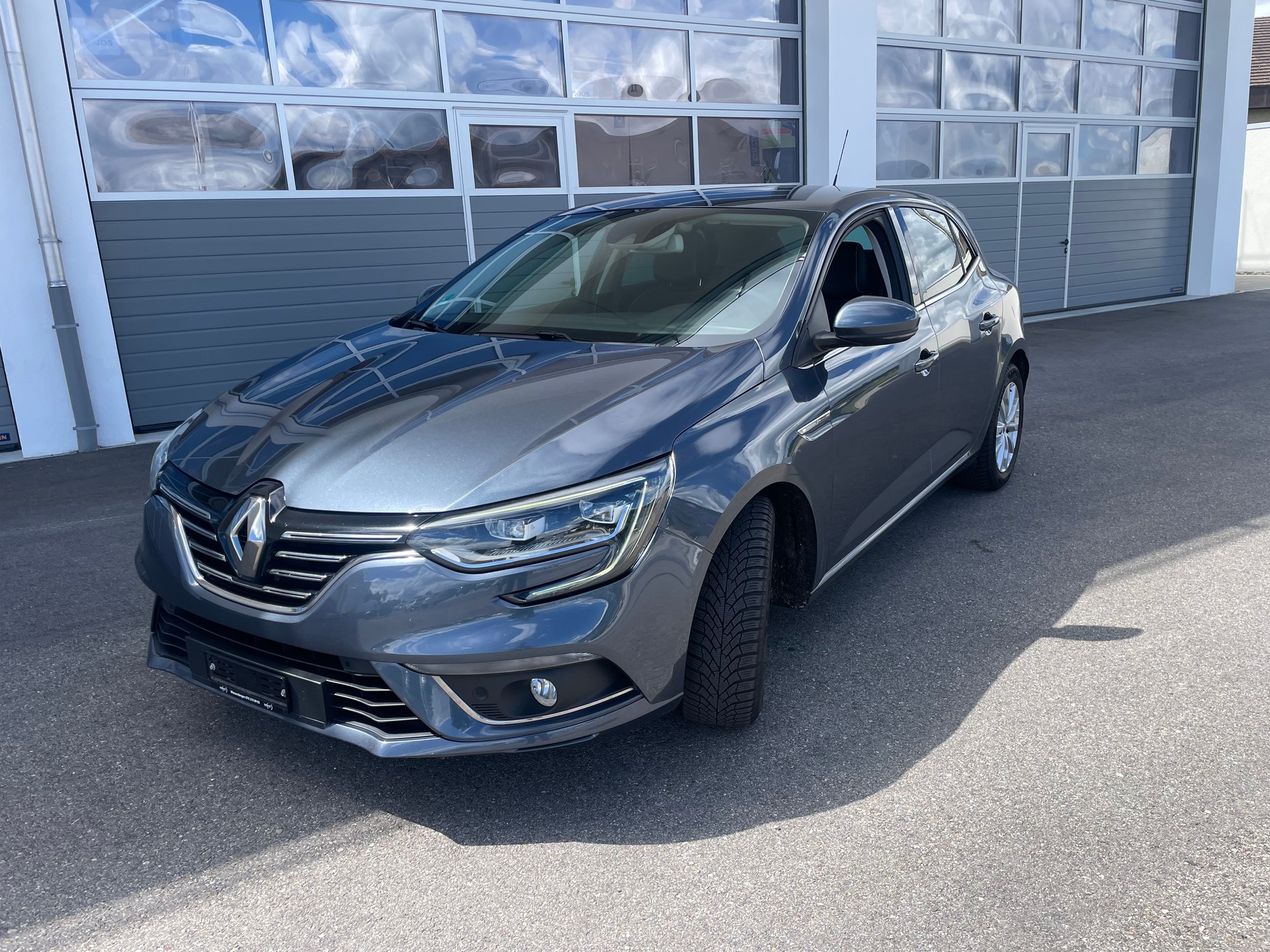 RENAULT Mégane 1.2 16V Turbo Bose EDC-image-1
