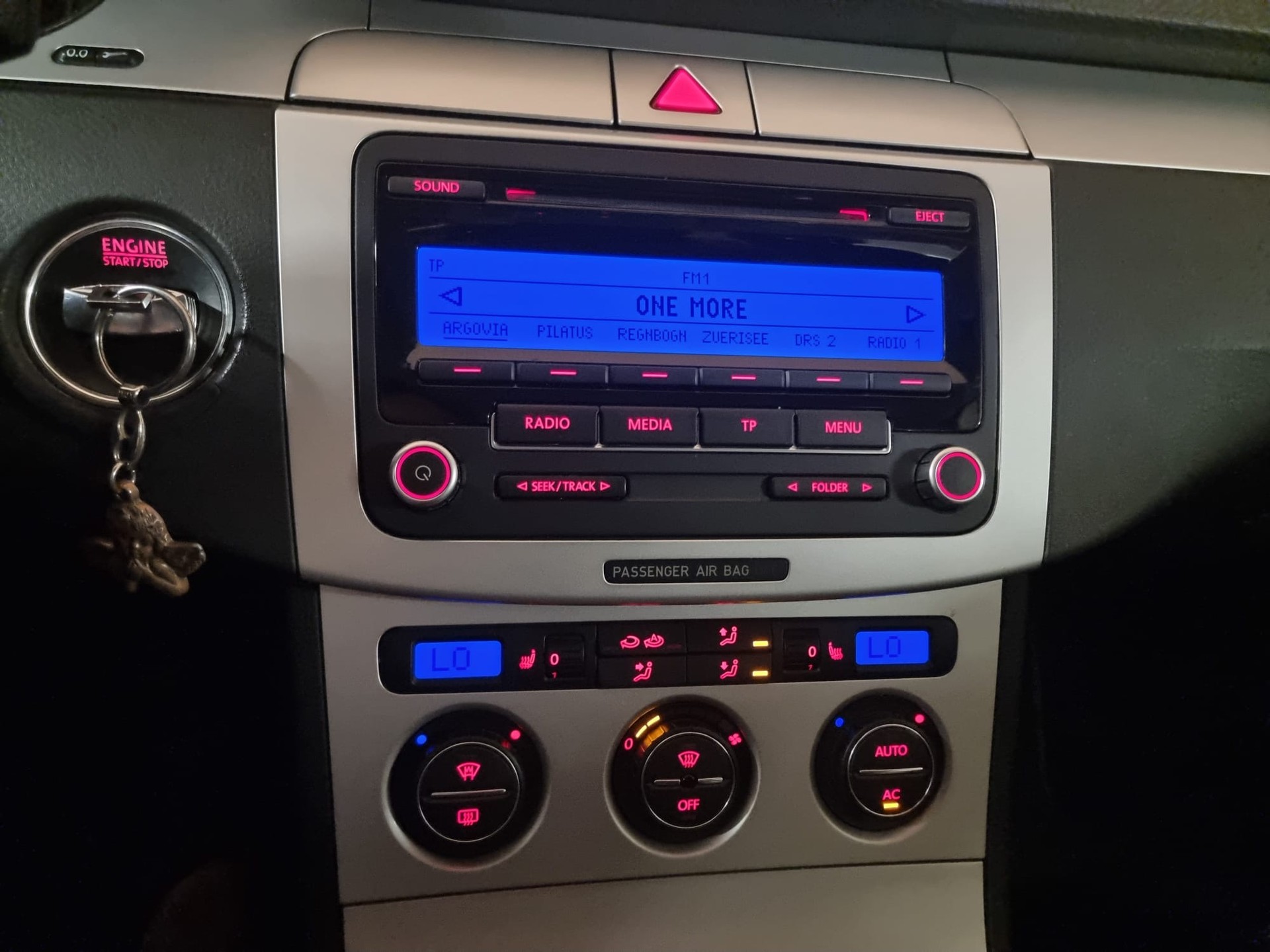 VW Passat Variant 1.8 TSI Sportline Tiptronic-image-10