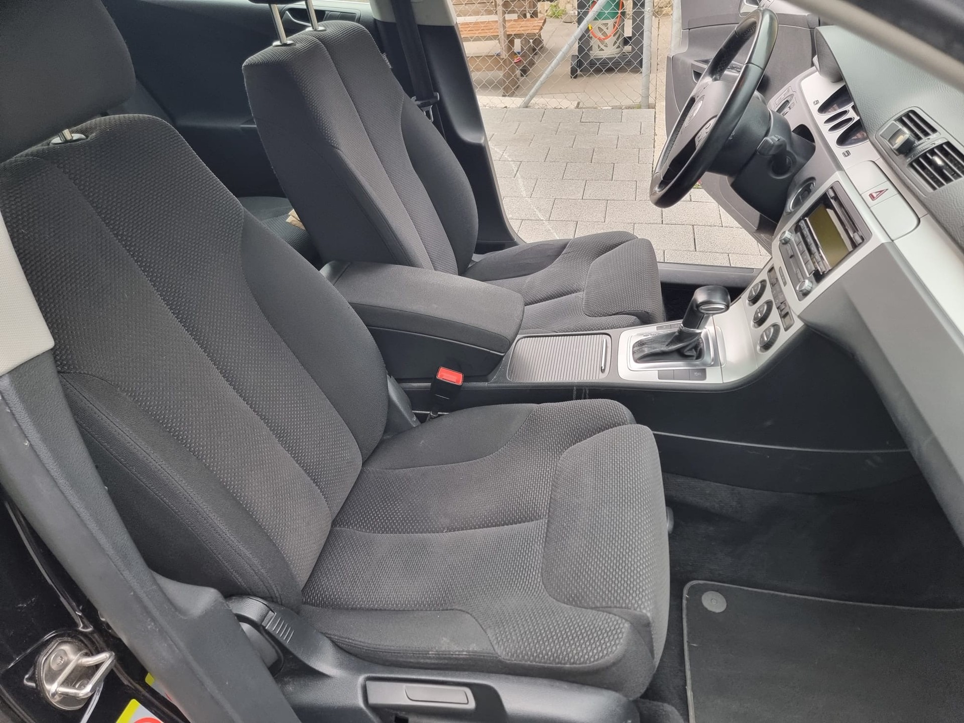 VW Passat Variant 1.8 TSI Sportline Tiptronic-image-6