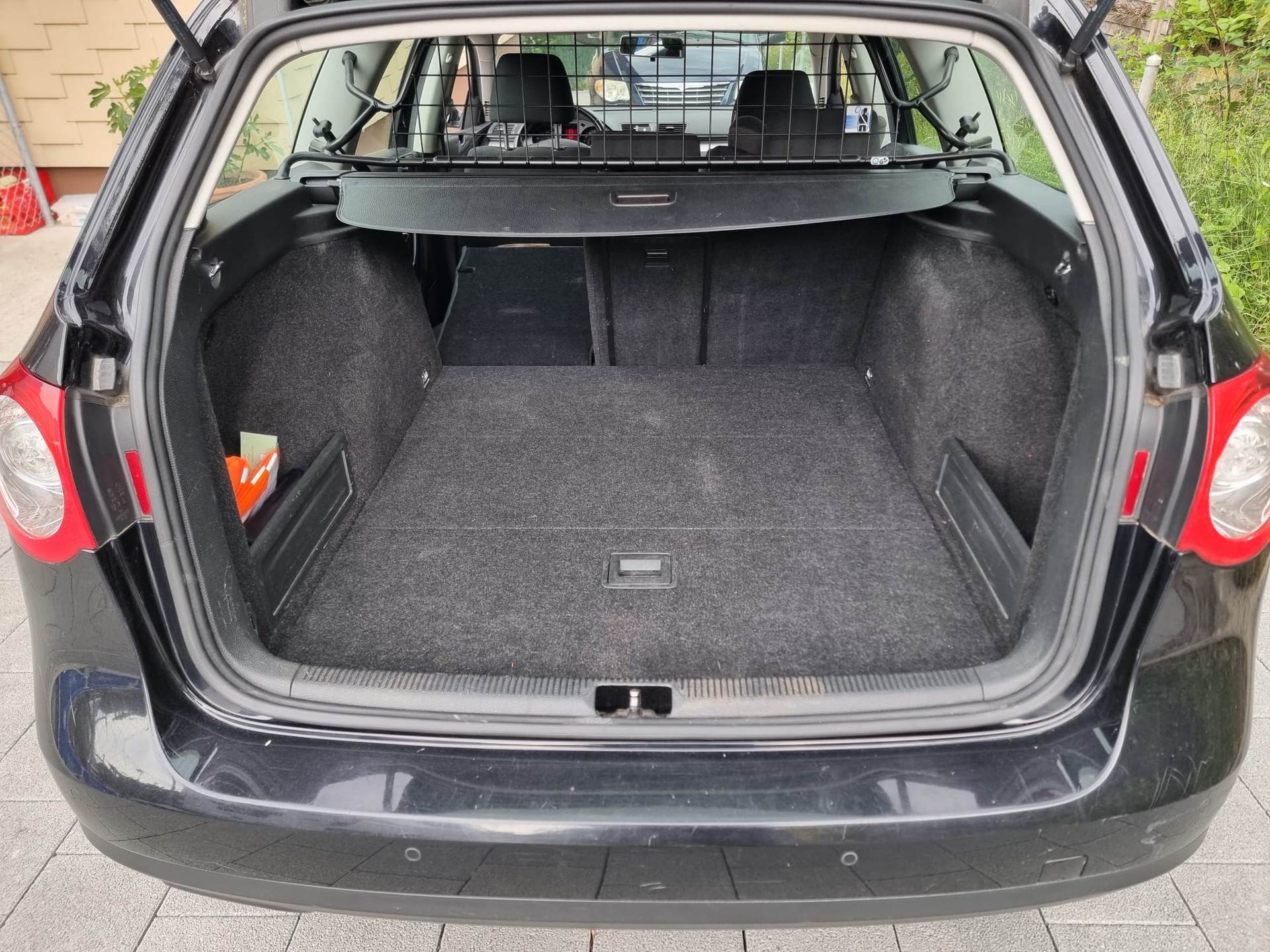 VW Passat Variant 1.8 TSI Sportline Tiptronic-image-8