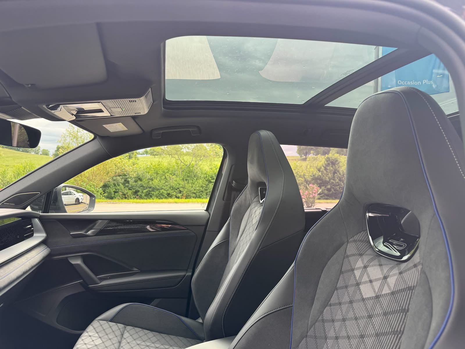 VW Tayron 2.0 TSI R-Line United DSG 4Motion-image-10