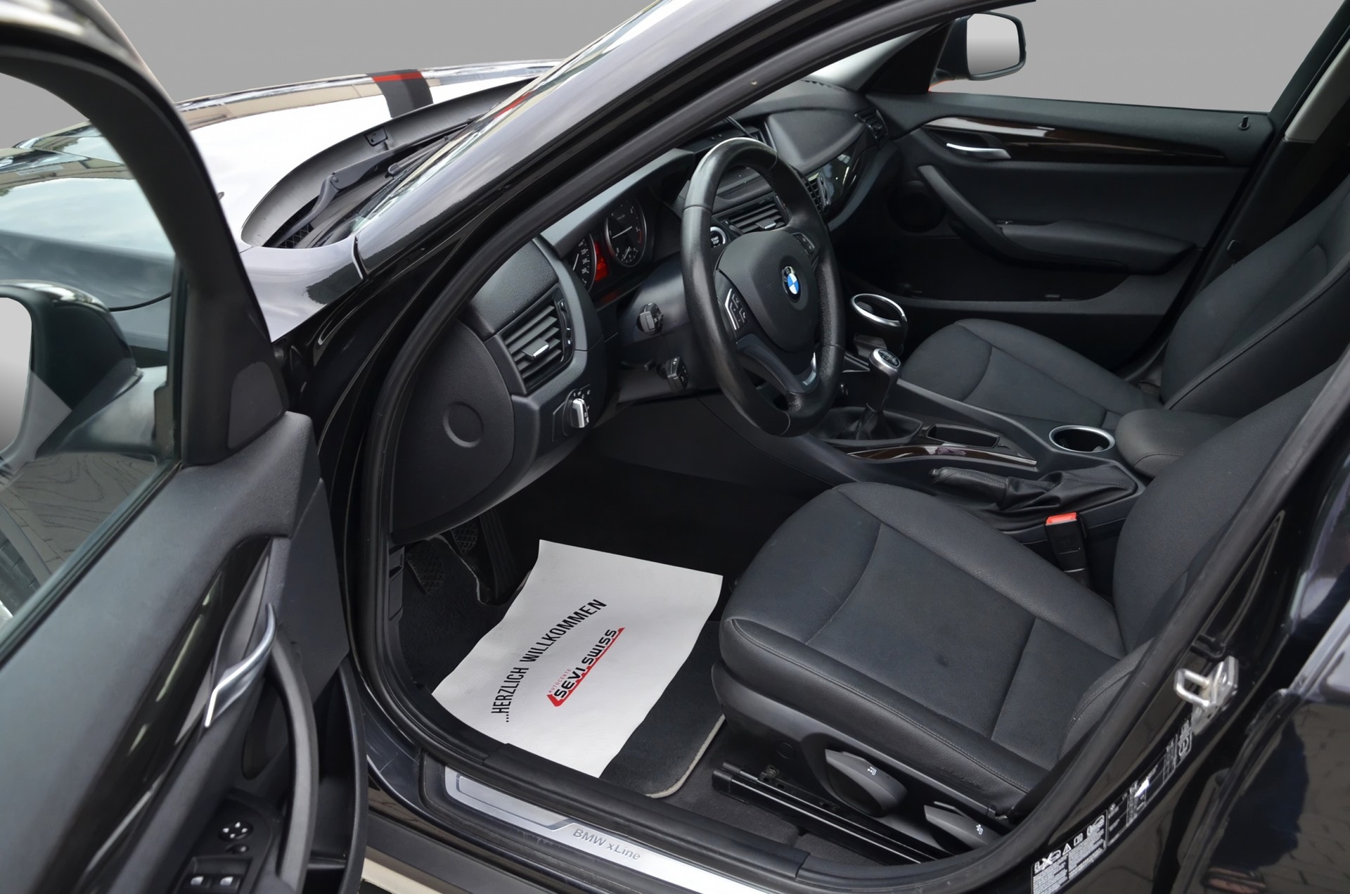 BMW X1 xDrive 18d xLine*Frisch ab MFK,1 Jahr oder 20'000km Garantie*-image-5