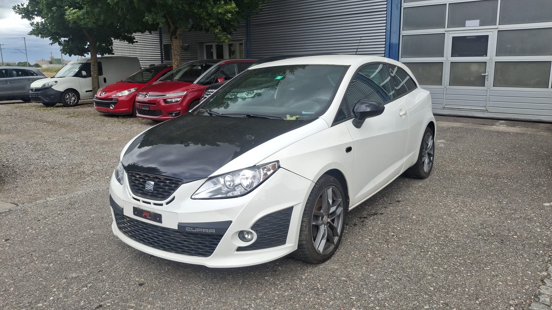 SEAT Ibiza SC 1.4 TSI Cupra DSG-image-4