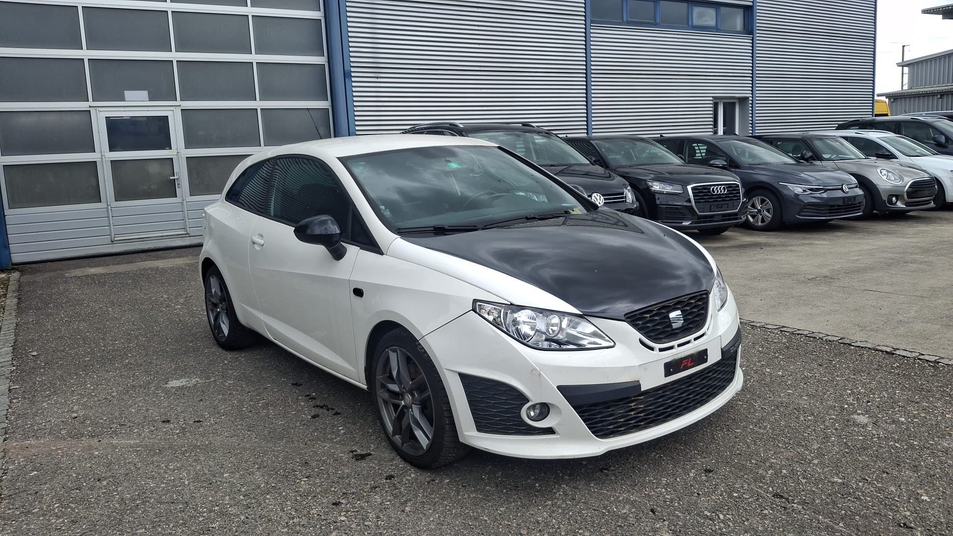 SEAT Ibiza SC 1.4 TSI Cupra DSG-image-11