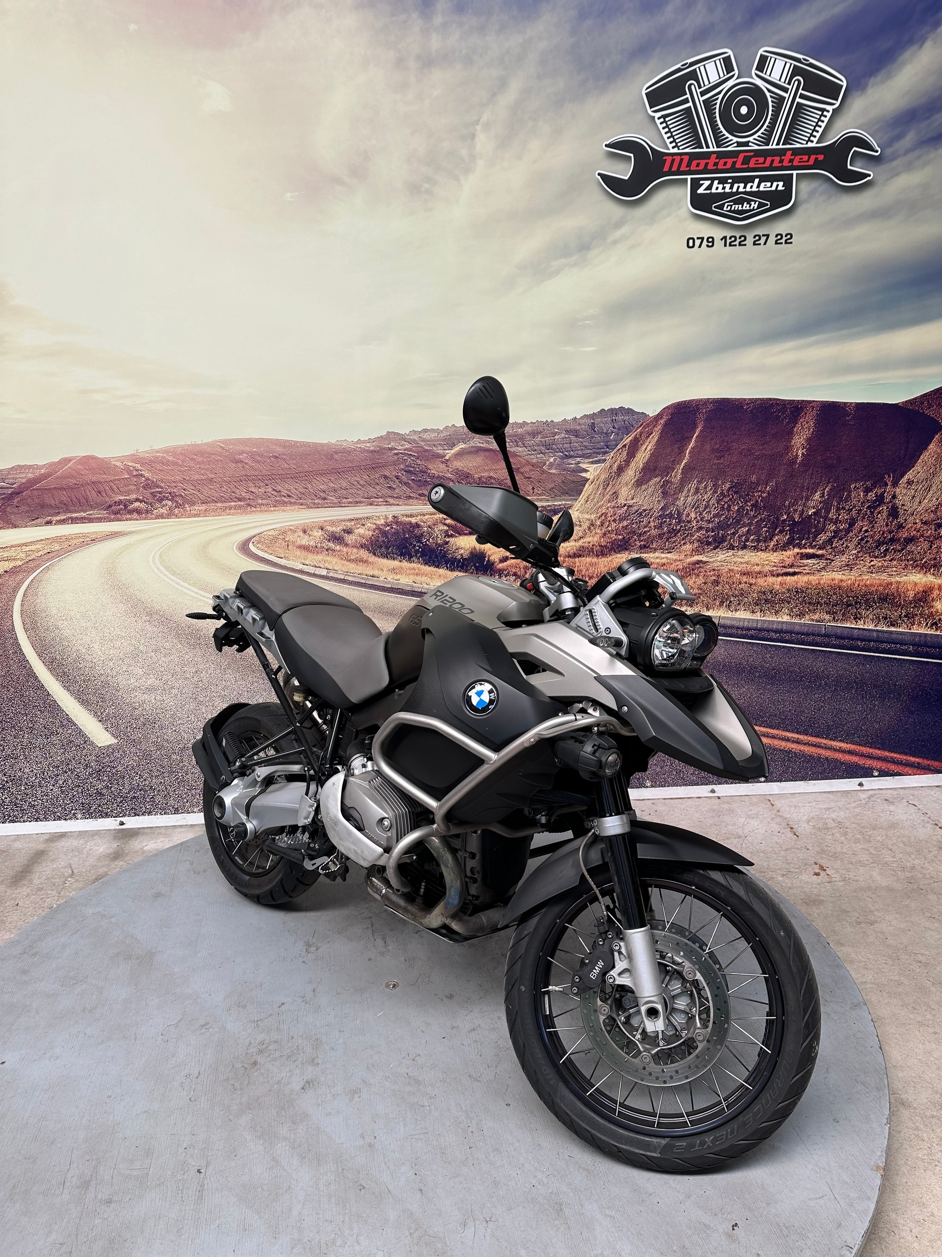 BMW R 1200 GS Adventure Motor macht Lärm-showroom-element-1