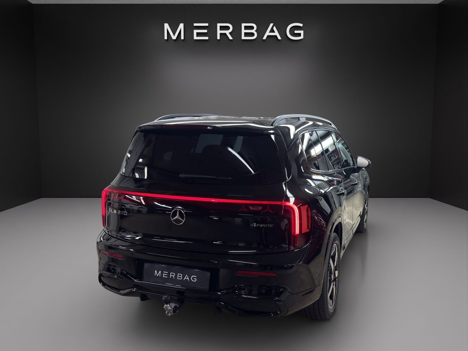 MERCEDES-BENZ GLB 220 4Matic 8G-Tronic-image-4