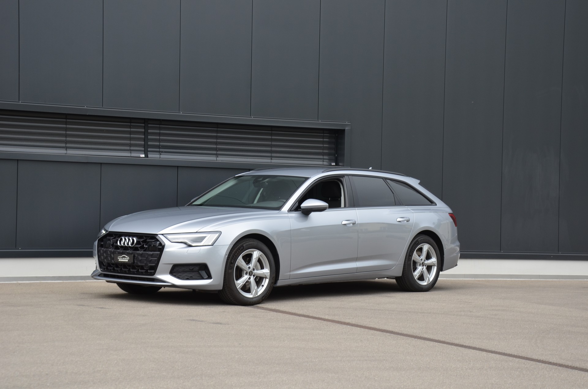 AUDI A6 Avant 40 TDI advanced quattro S-tronic-image-0