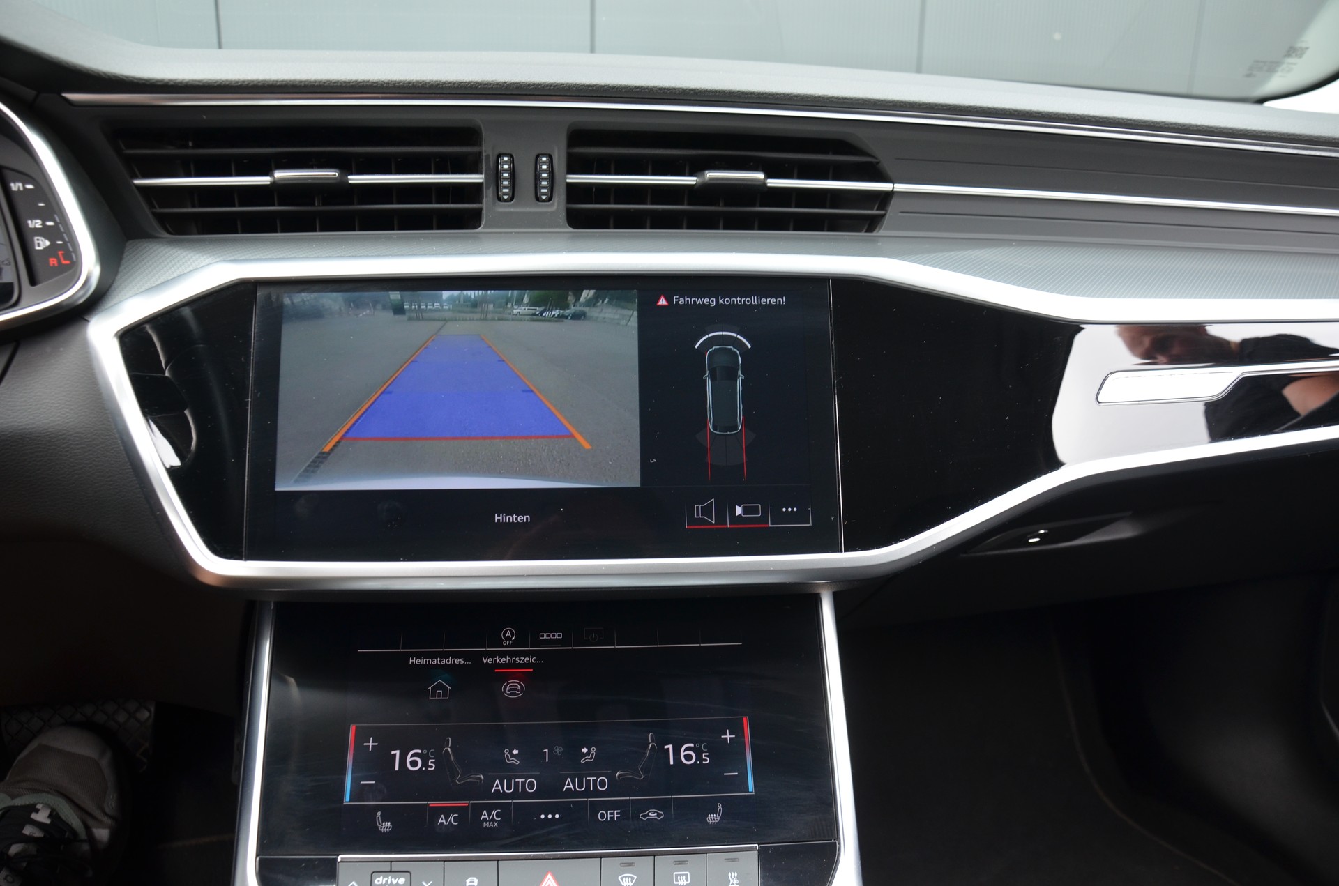 AUDI A6 Avant 40 TDI advanced quattro S-tronic-image-16