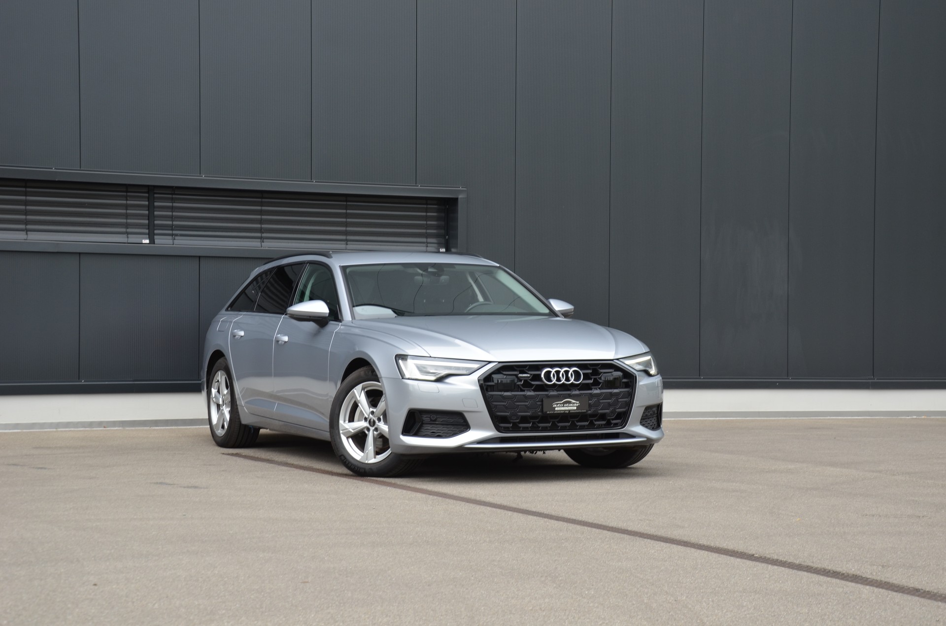 AUDI A6 Avant 40 TDI advanced quattro S-tronic-image-4