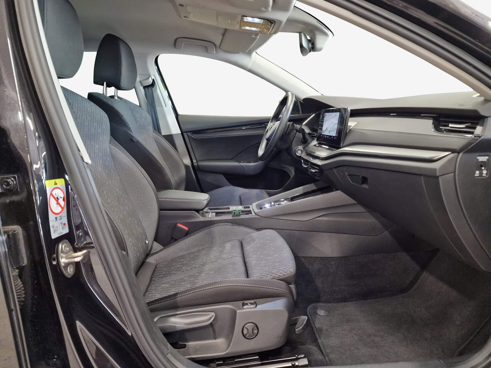 SKODA Octavia Combi 2.0 TDI DSG Ambition 4x4-image-14