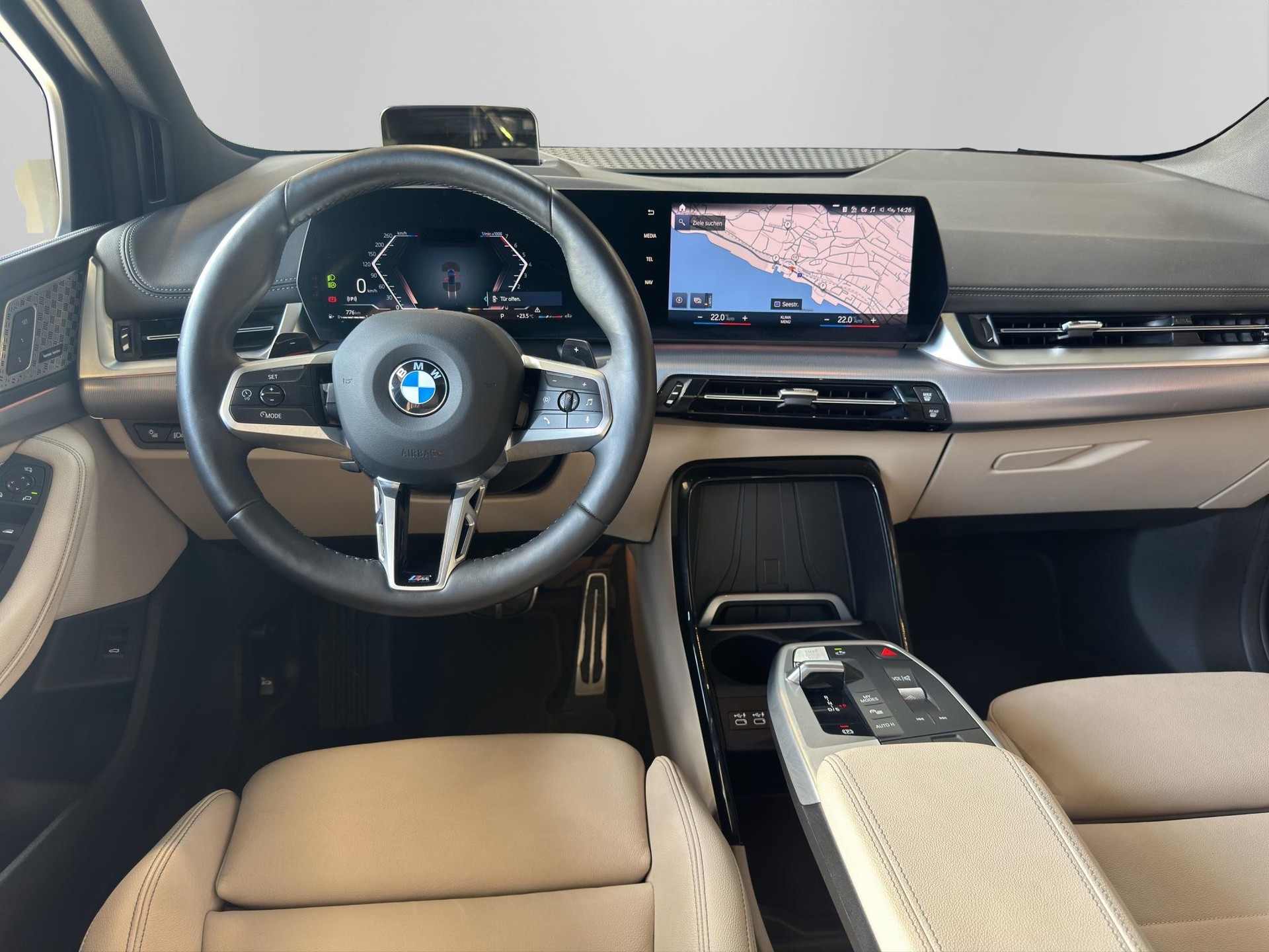 BMW 223i xDrive M SPORTPAKET Active Tourer-image-13