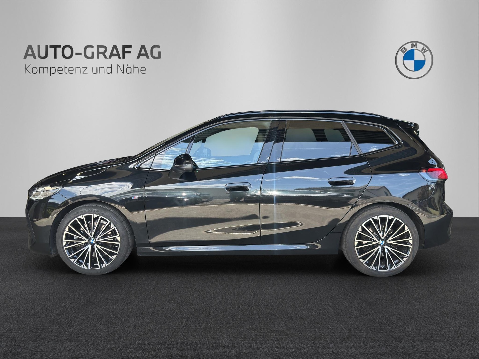 BMW 223i xDrive M SPORTPAKET Active Tourer-image-1