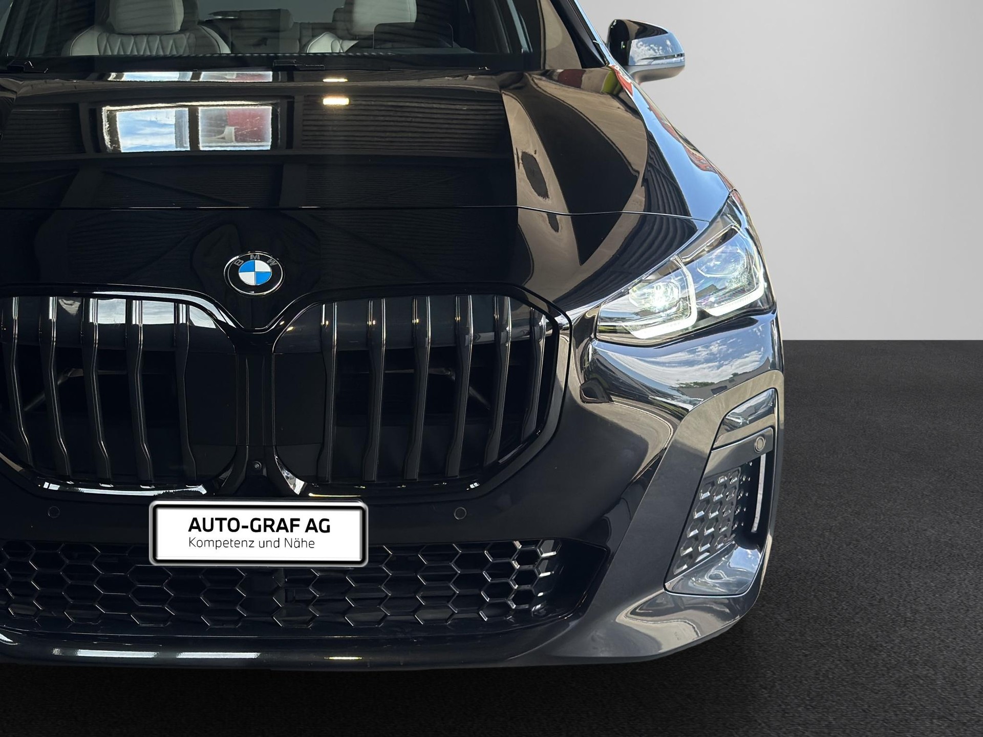 BMW 223i xDrive M SPORTPAKET Active Tourer-image-8