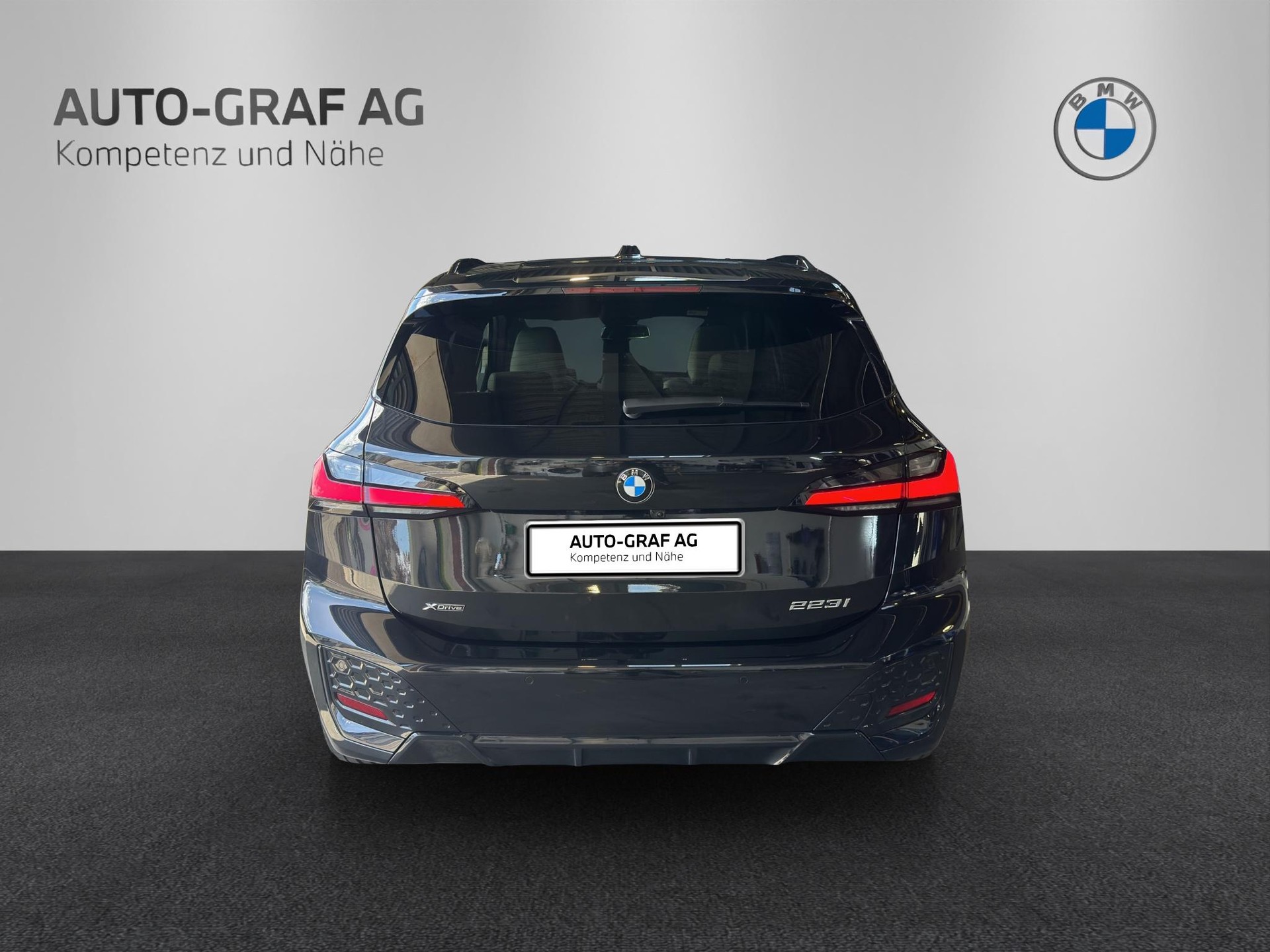 BMW 223i xDrive M SPORTPAKET Active Tourer-image-3