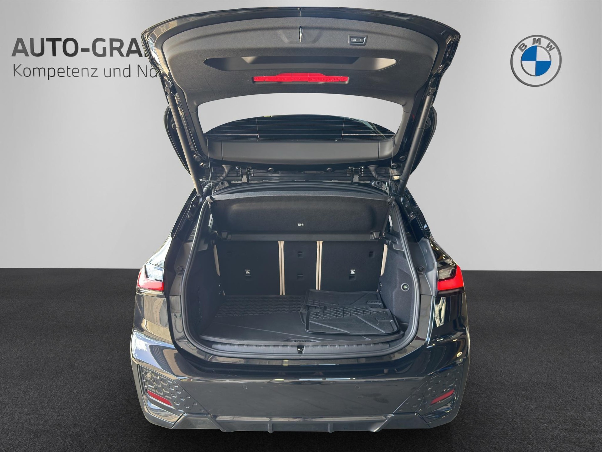 BMW 223i xDrive M SPORTPAKET Active Tourer-image-21