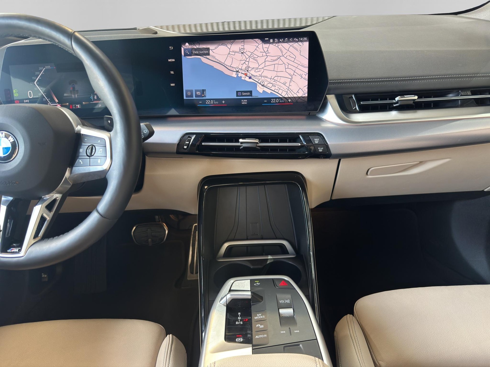 BMW 223i xDrive M SPORTPAKET Active Tourer-image-14