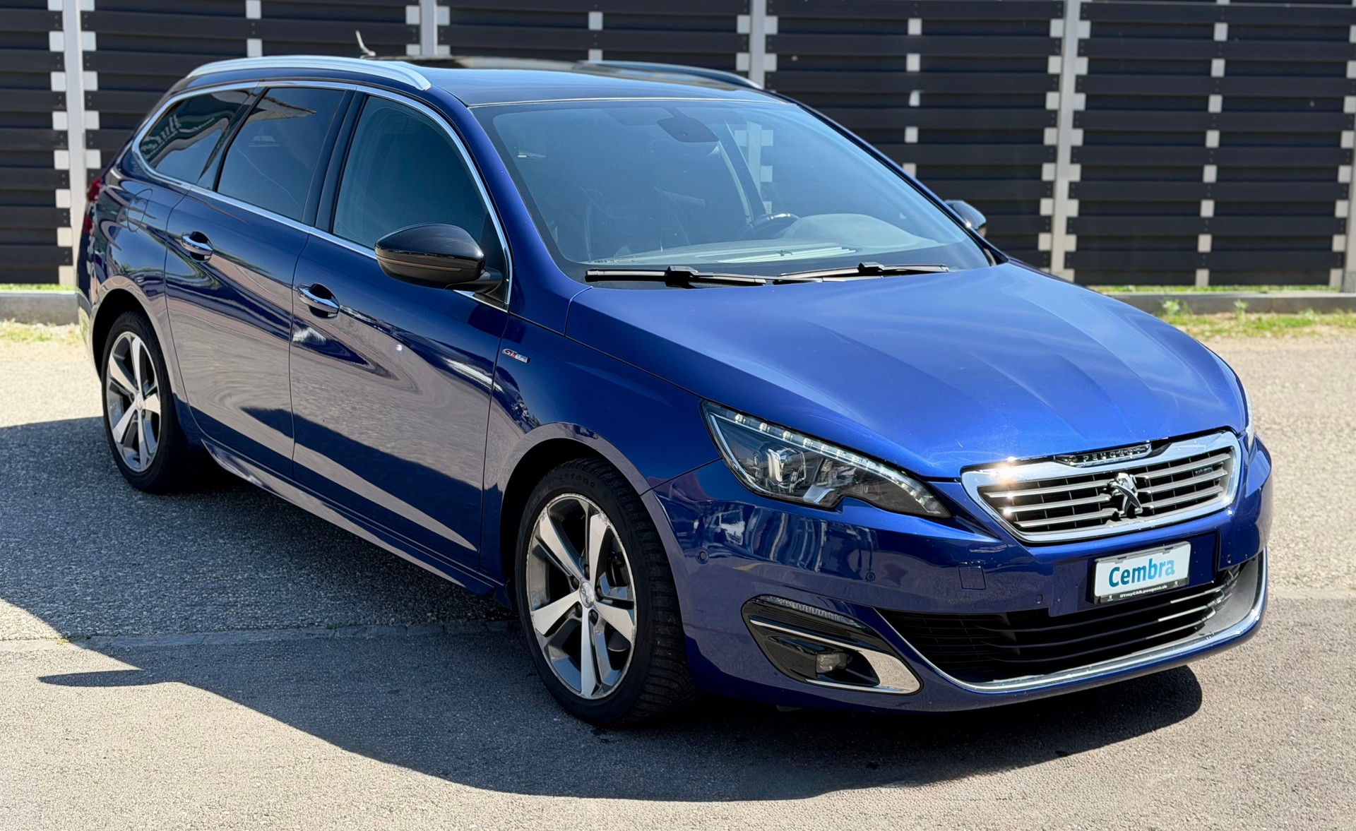 PEUGEOT 308 SW 1.2 THP GT Line Automatic-image-0