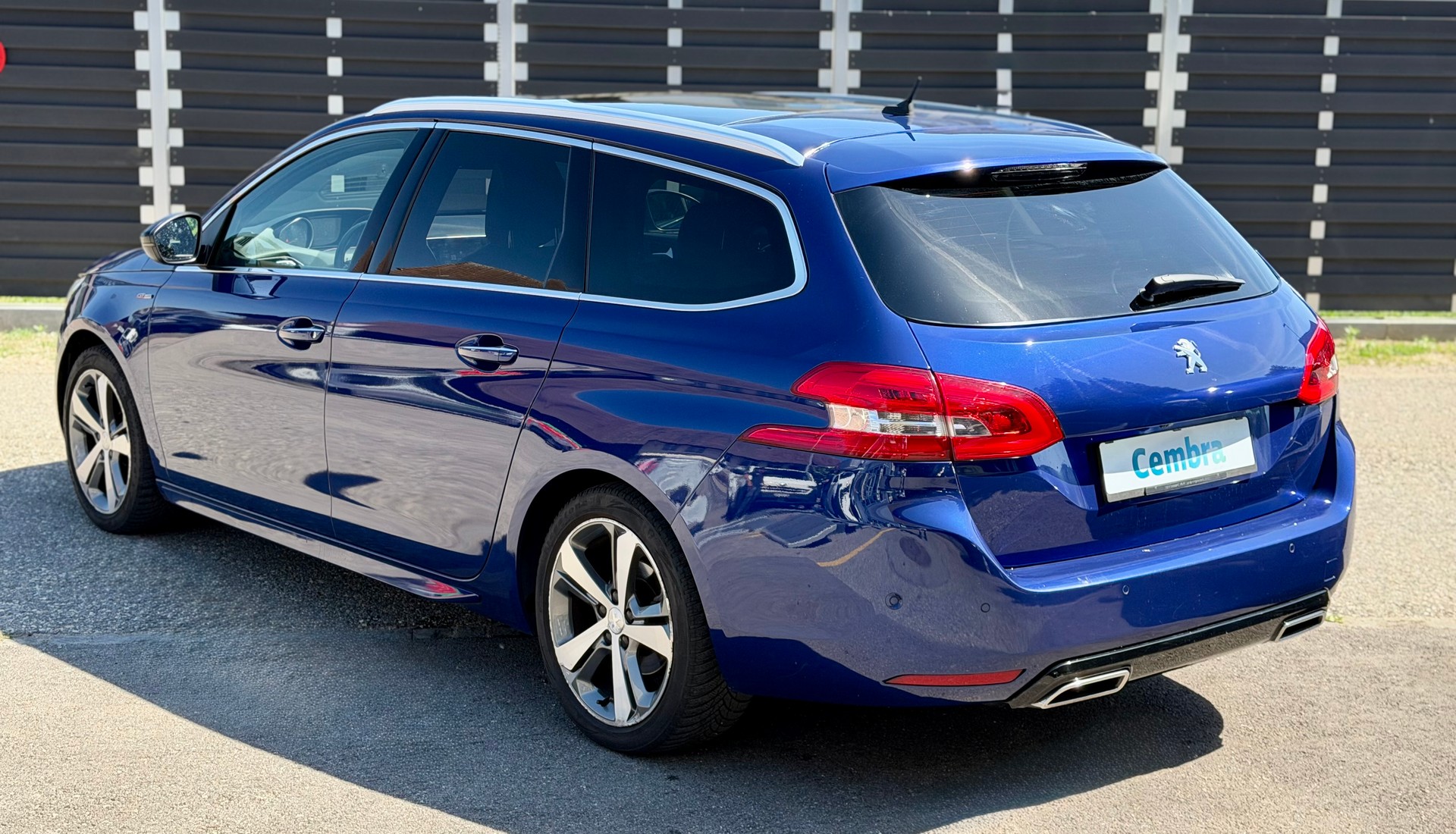 PEUGEOT 308 SW 1.2 THP GT Line Automatic-image-3
