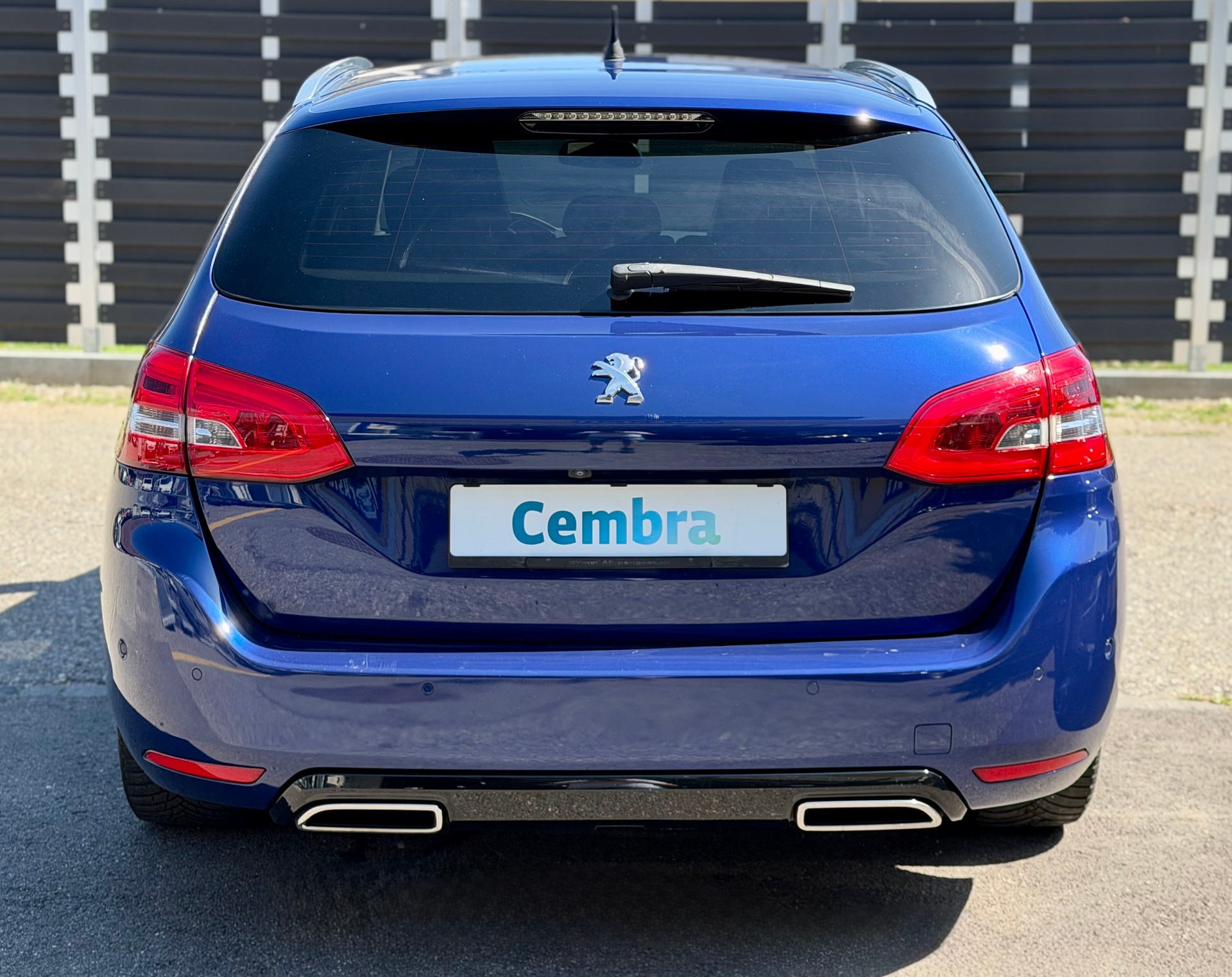 PEUGEOT 308 SW 1.2 THP GT Line Automatic-image-4