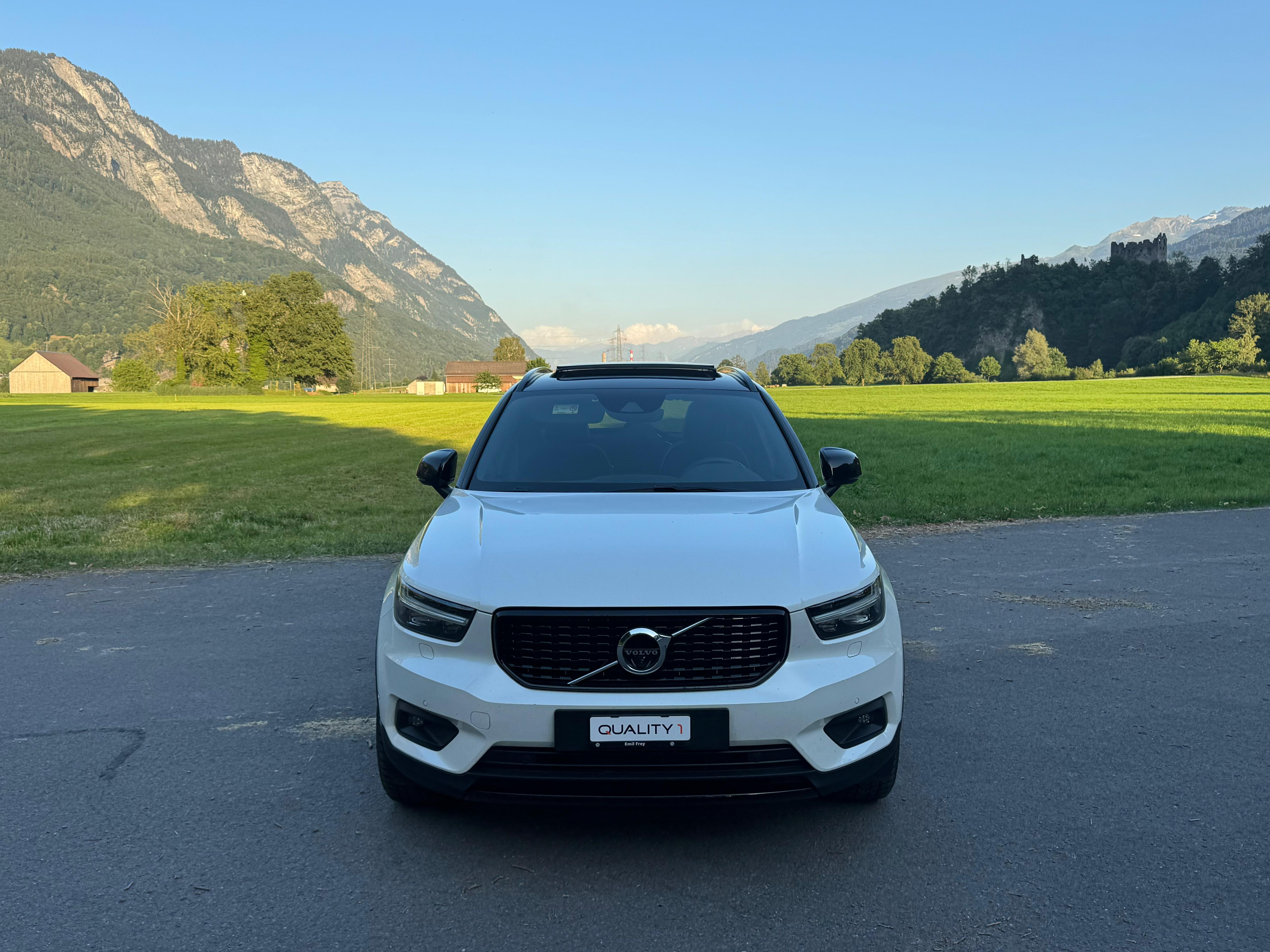 Car photo