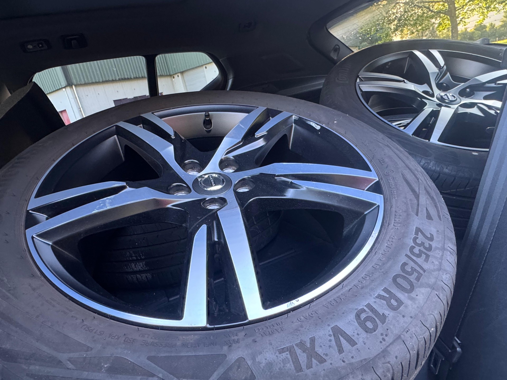 VOLVO XC40 T5 TwE R-Design Expression DCT-image-12
