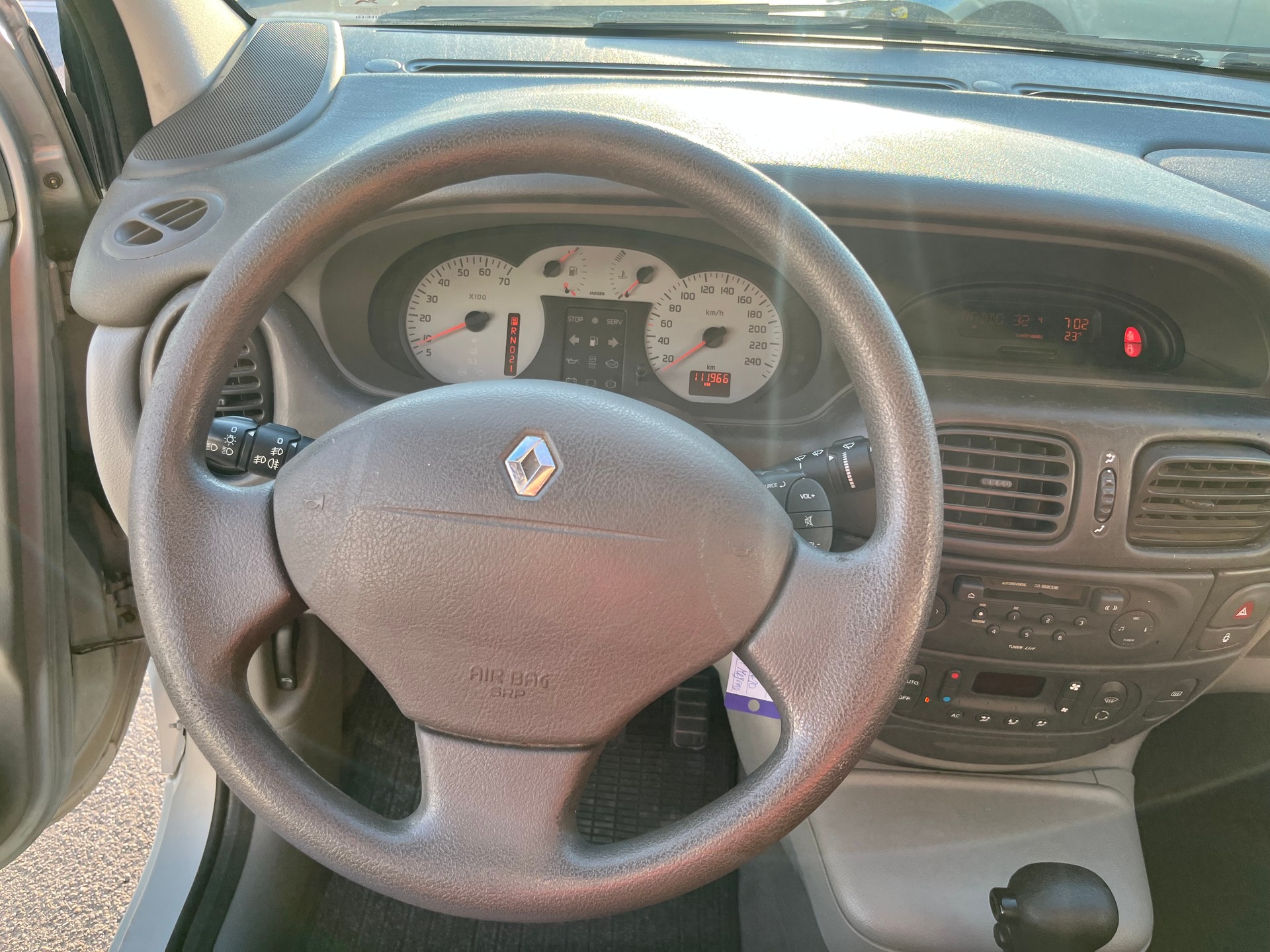 RENAULT Scénic 2.0 16V Expression+++AUTOMAT+++FRISCH AB MFK+++WENIG KM+++-image-8