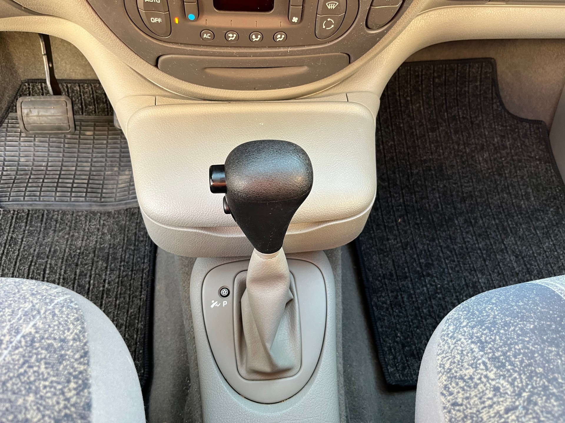 RENAULT Scénic 2.0 16V Expression+++AUTOMAT+++FRISCH AB MFK+++WENIG KM+++-image-10