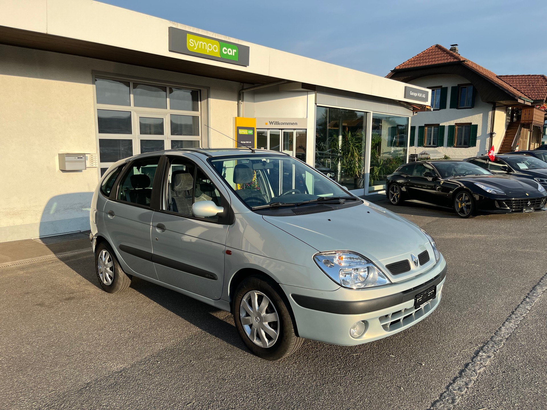 RENAULT Scénic 2.0 16V Expression+++AUTOMAT+++FRISCH AB MFK+++WENIG KM+++-image-0