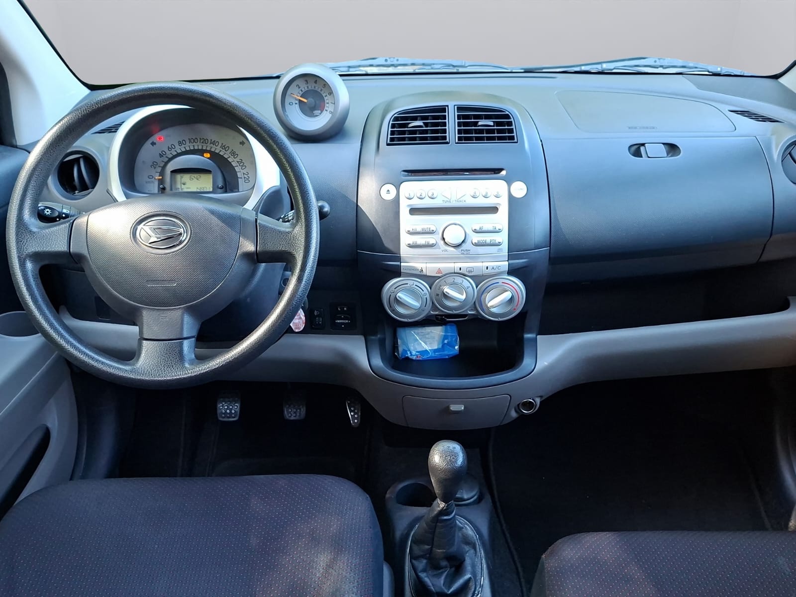 DAIHATSU Sirion 1.3-image-13