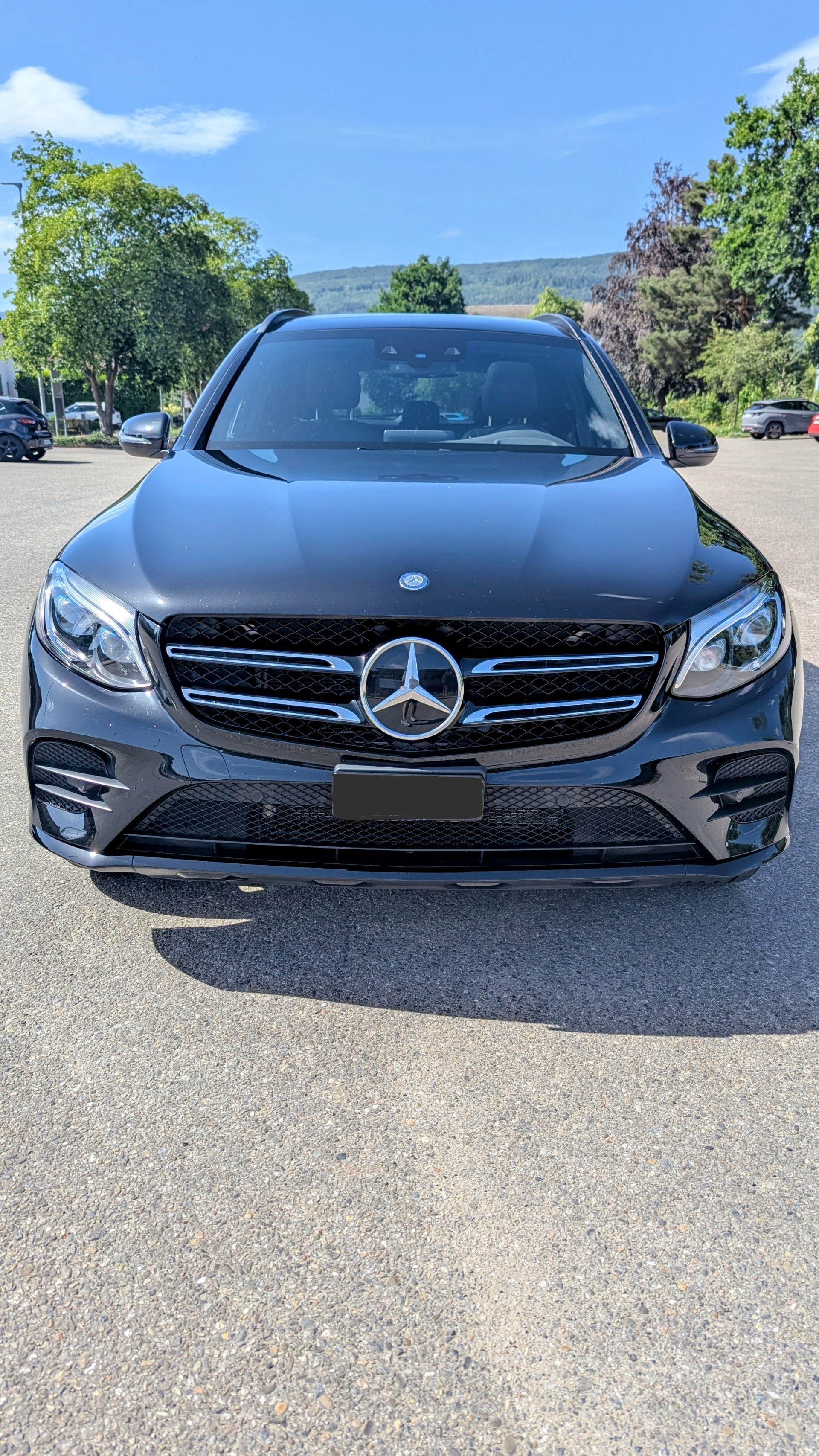 MERCEDES-BENZ GLC 350 e AMG Line 4m-image-2