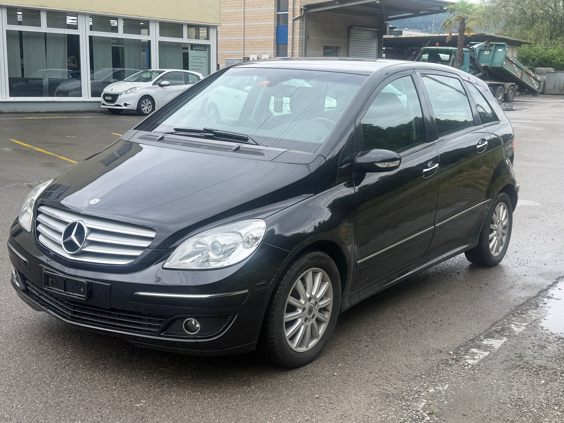 MERCEDES-BENZ B 180 CDI-image-1