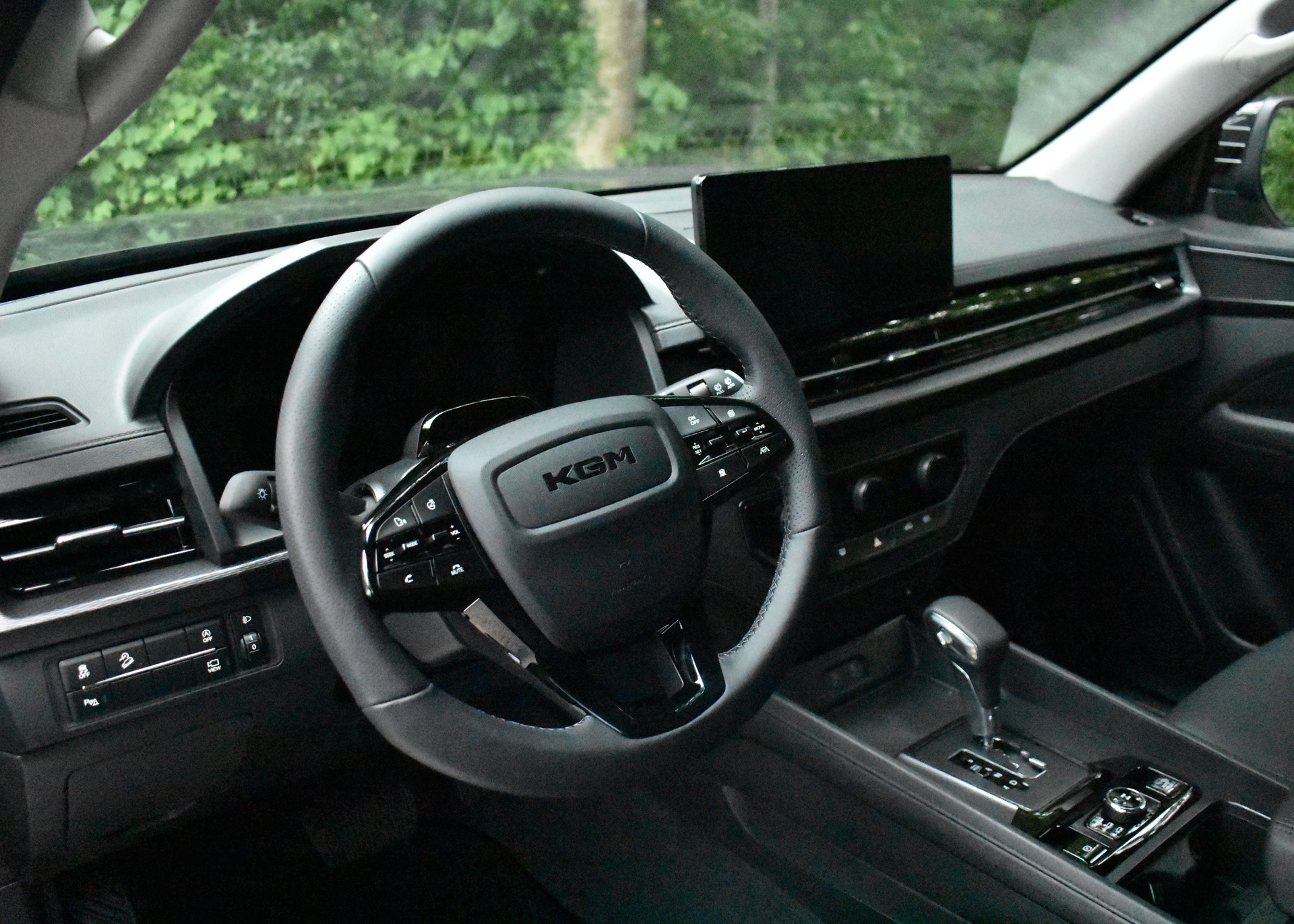 KGM-SsangYong Musso 2.2 Titanium 4WD A-image-5