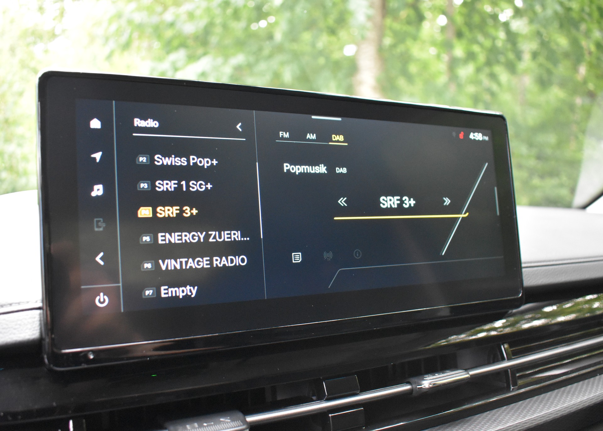KGM-SsangYong Musso 2.2 Titanium 4WD A-image-11