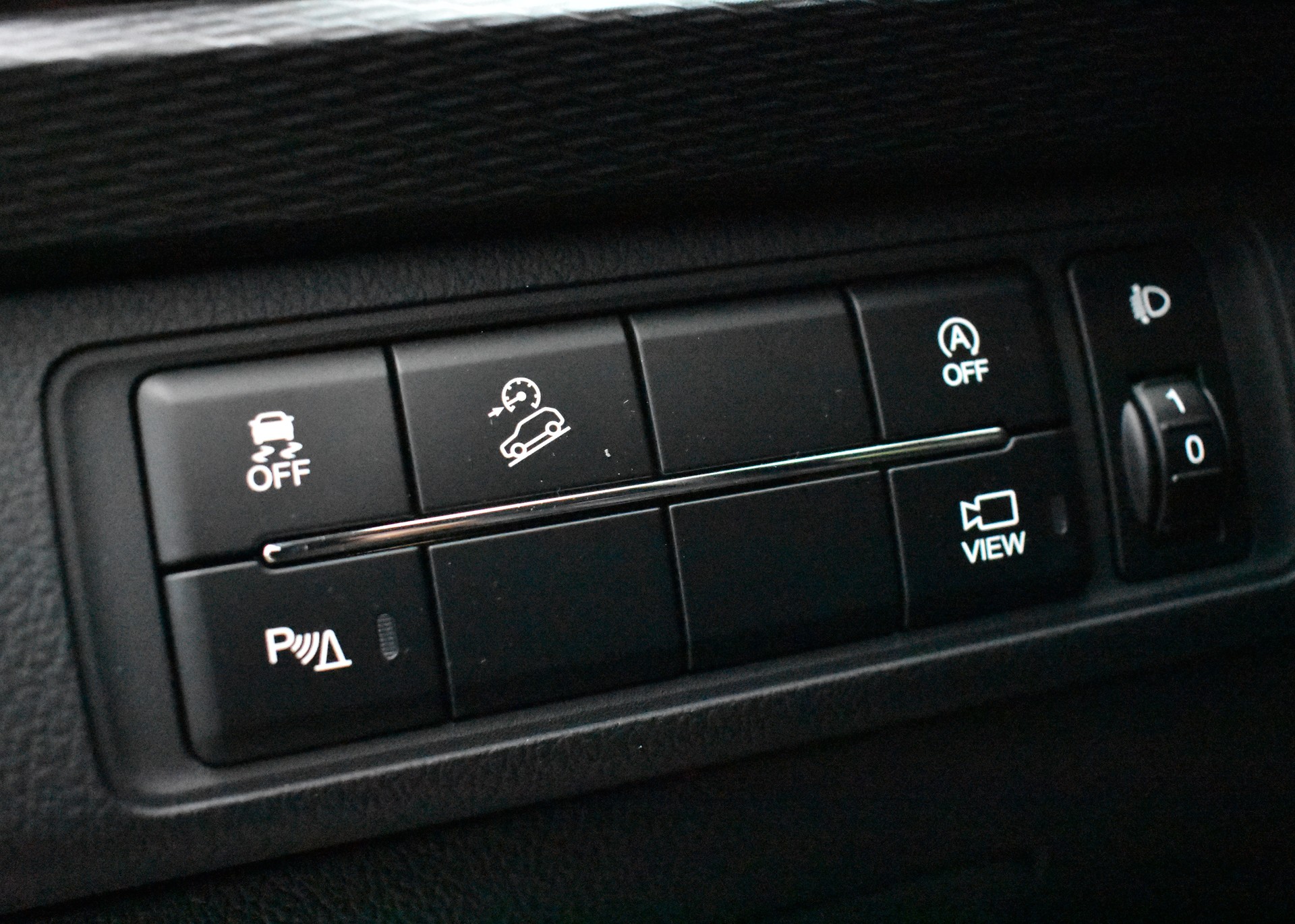 KGM-SsangYong Musso 2.2 Titanium 4WD A-image-15