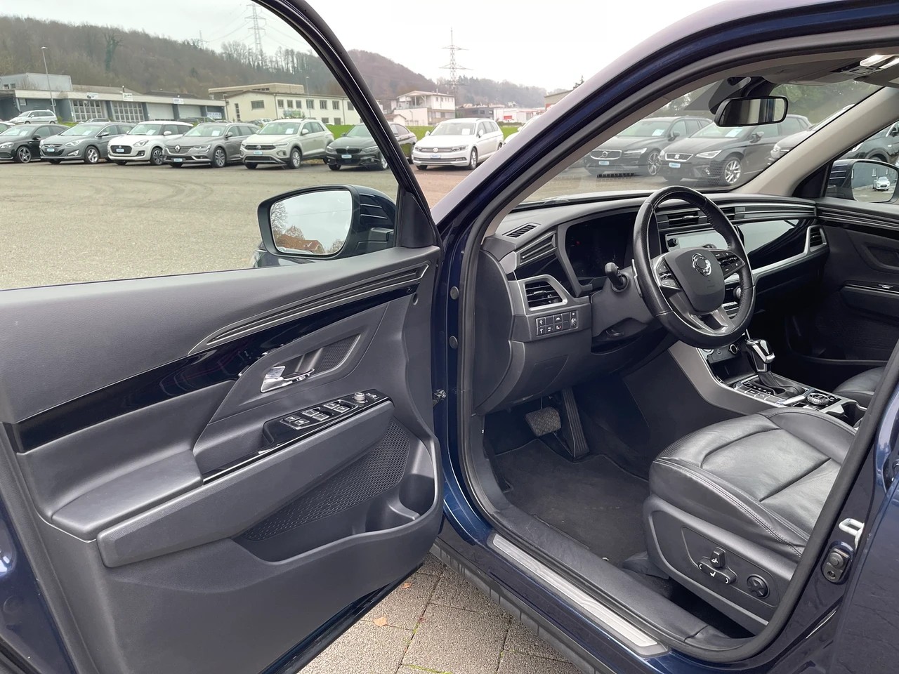 KGM-SsangYong Korando 1.6e Xdi Sapphire 4WD Automat-image-6