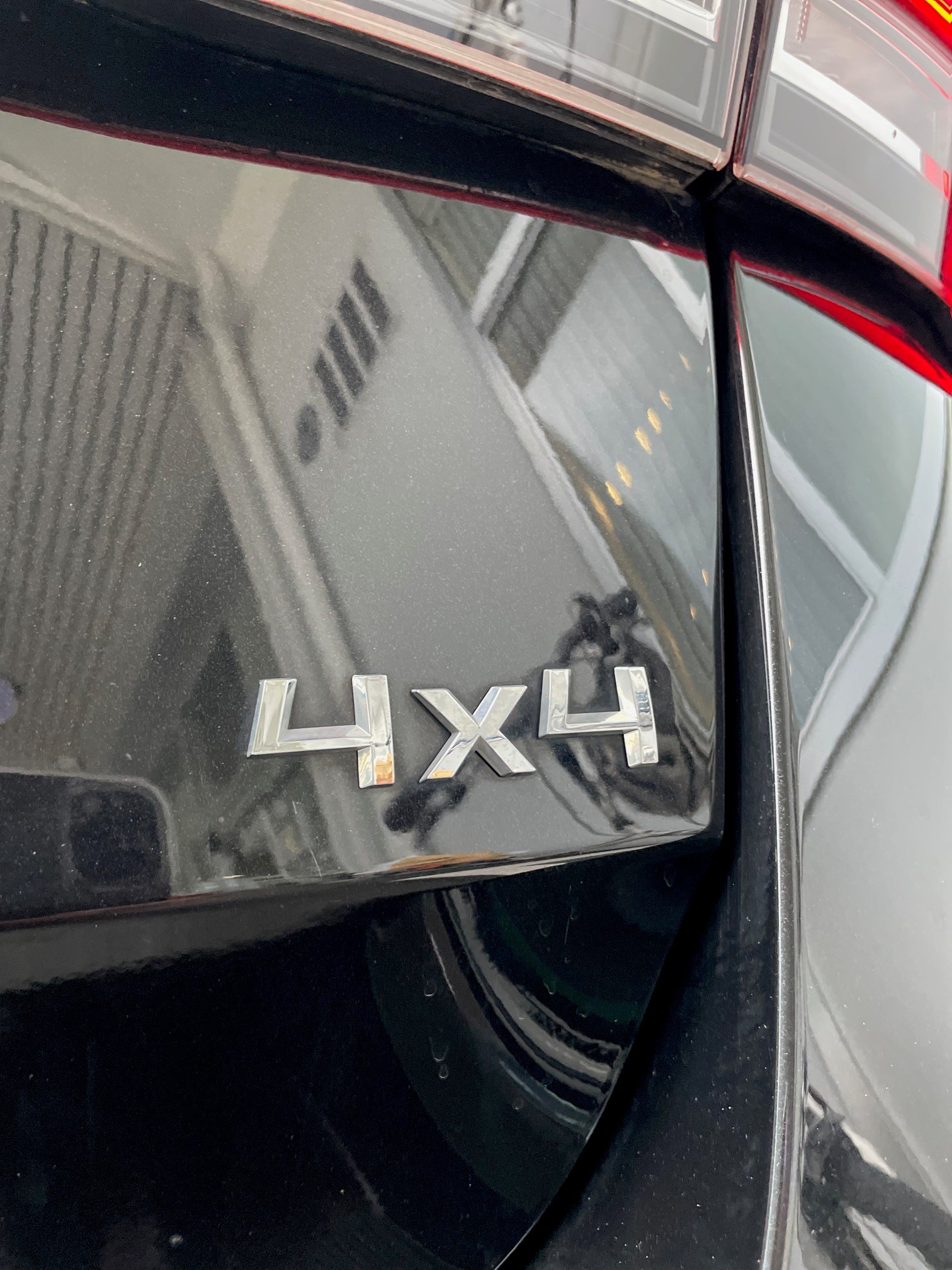 SKODA Octavia Combi 2.0 TSI Ambition 4x4 DSG-image-19