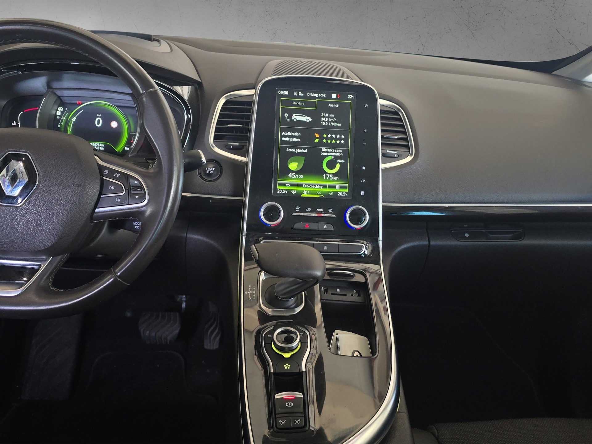 RENAULT Espace 1.6 TCe Initiale EDC-image-11