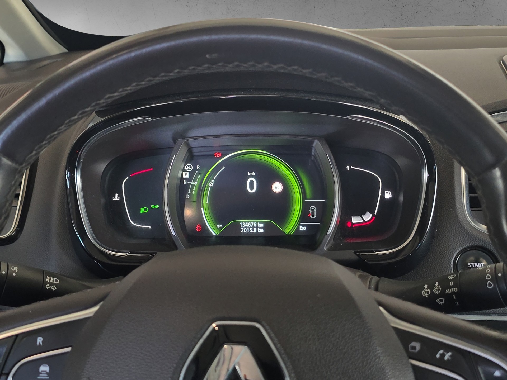 RENAULT Espace 1.6 TCe Initiale EDC-image-13