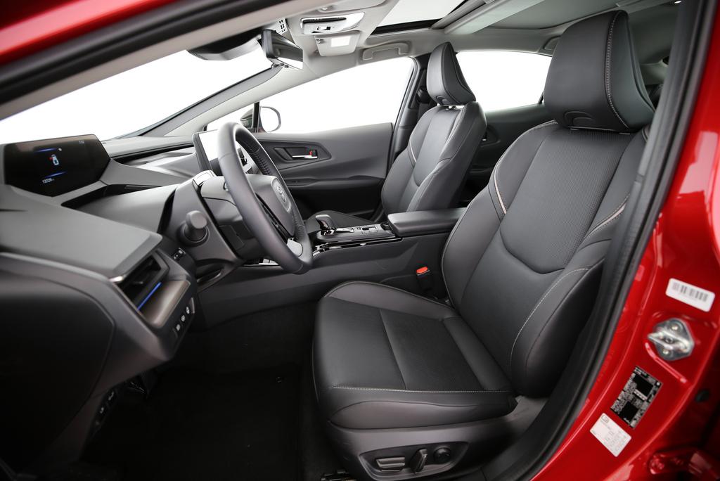 TOYOTA Prius 2.0 Plug-In-Hybrid Premium-image-3