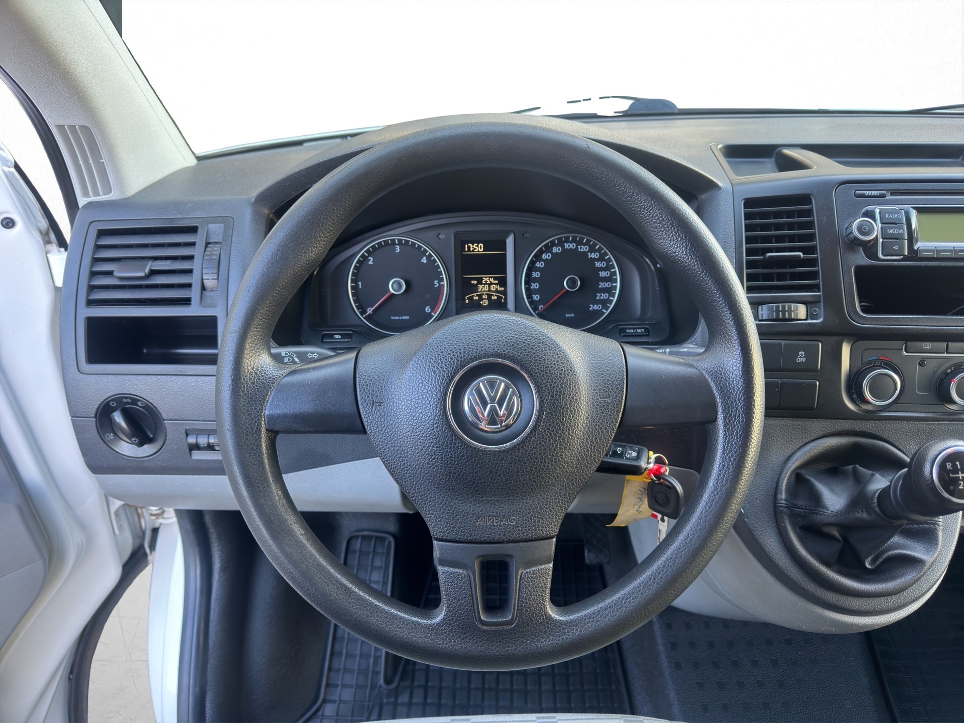 VW T5 2.0 TDI 4Motion-image-6