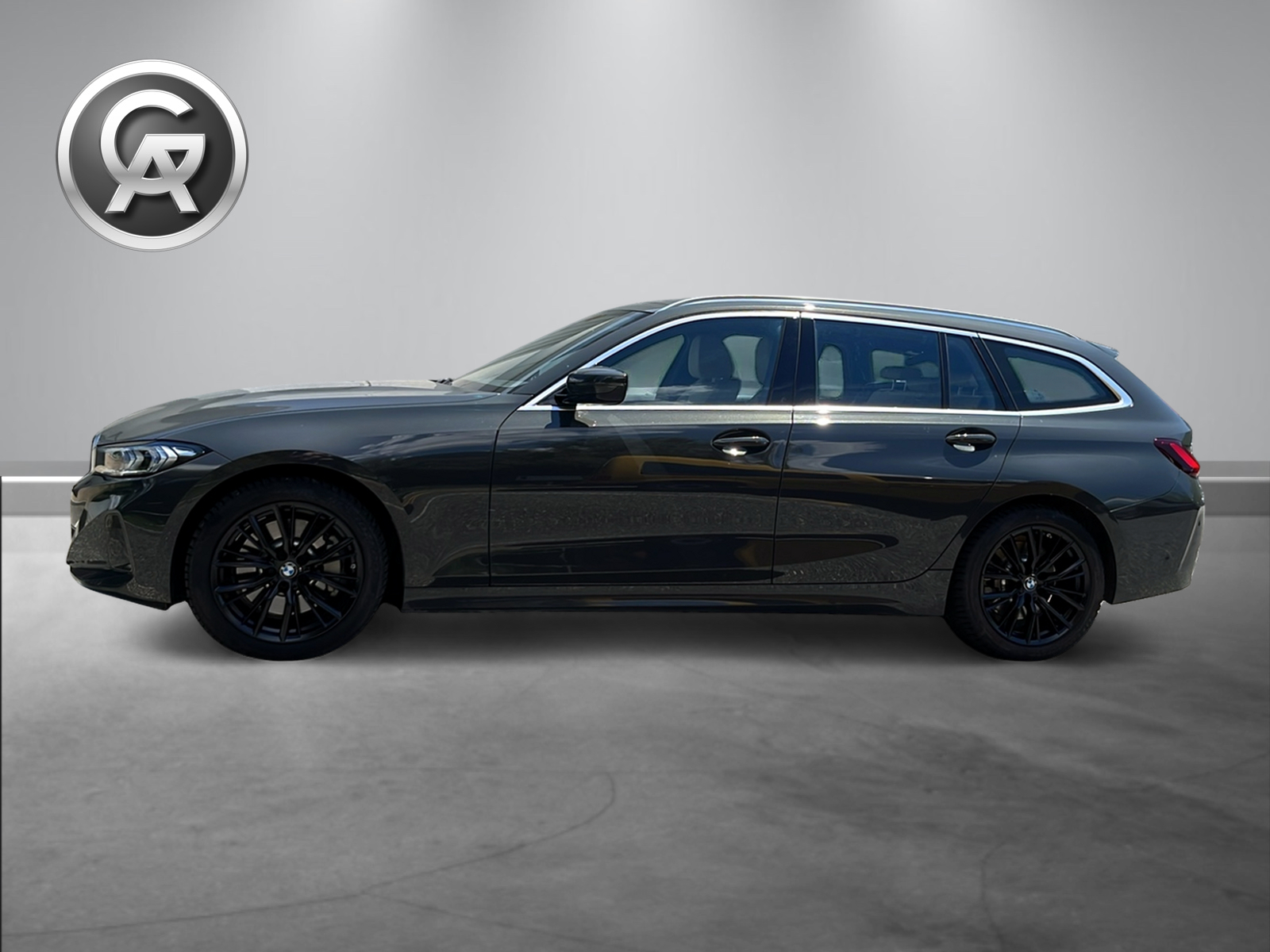 BMW 330d xDrive 48V Touring Steptronic M Sport-image-8