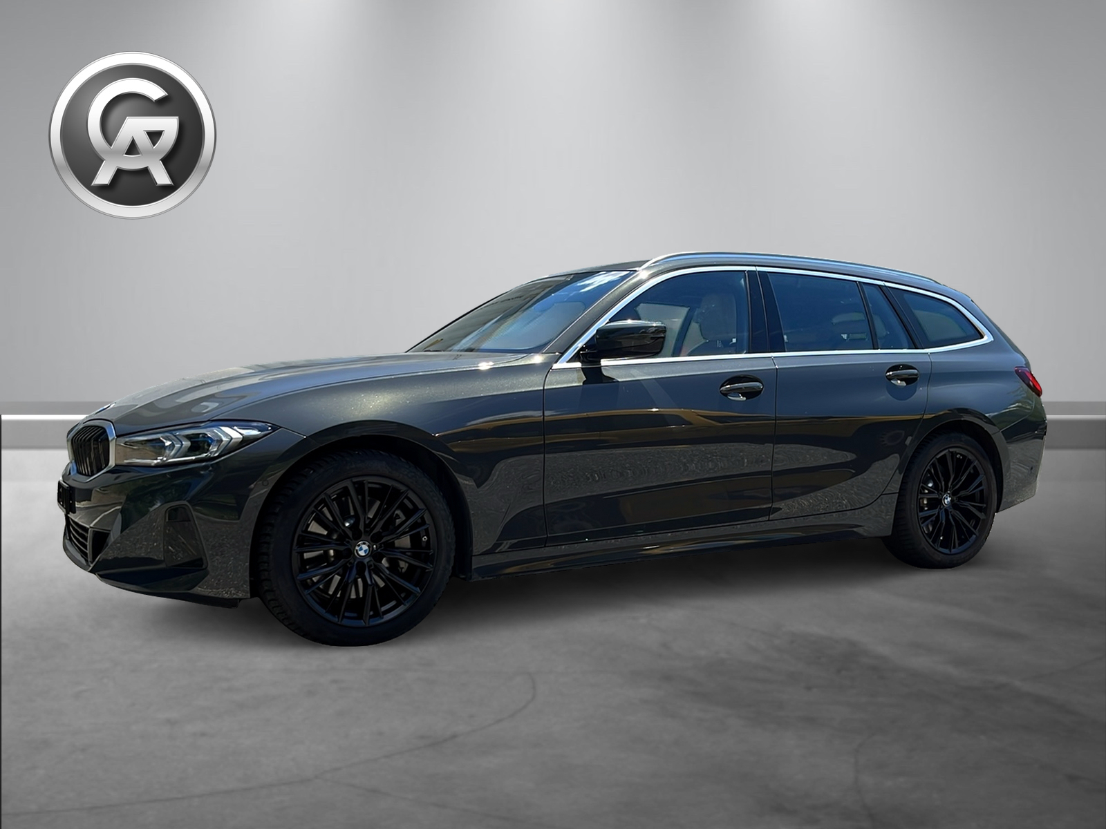 BMW 330d xDrive 48V Touring Steptronic M Sport-image-12